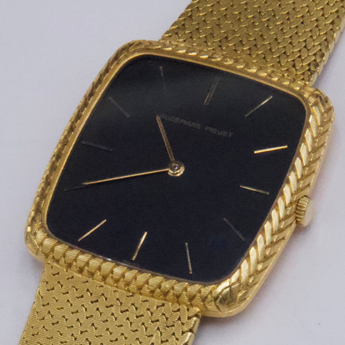 Audemars Piguet Vintage Black Dial 18K Yellow Gold Mens Watch Phigora Audemars Piguet Vintage Black Dial 18K Yellow Gold Mens Watch Phigora