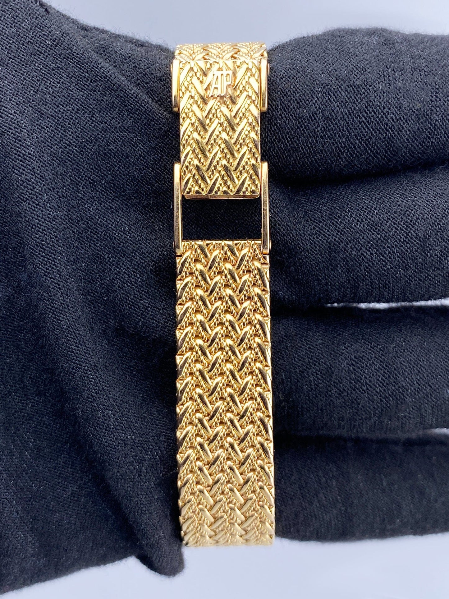 APCRDM-1_7.jpg