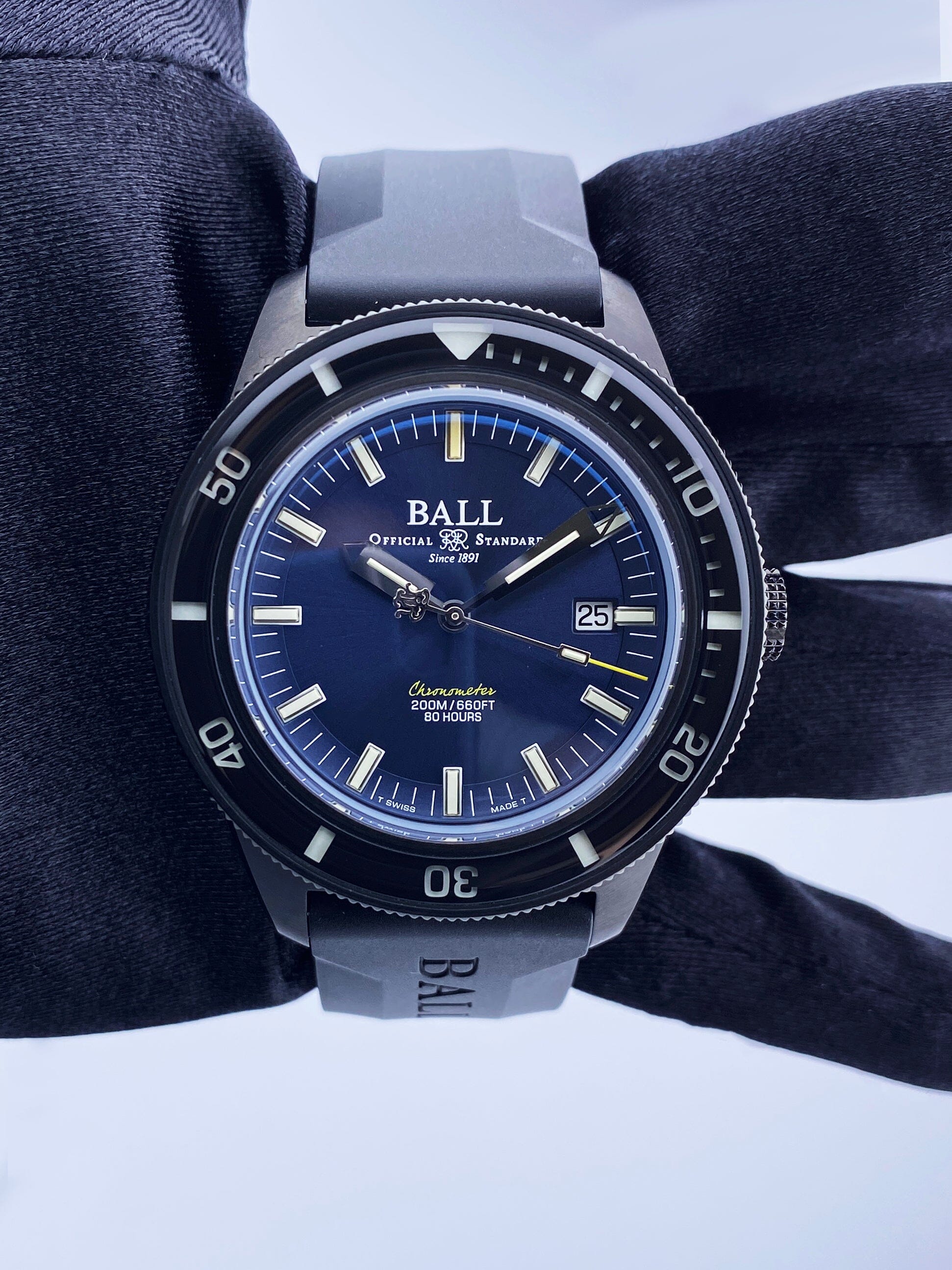 Brand New BALL Engineer II M Skin-diver Heritage Mens Watch Box Papers - Wristwatch