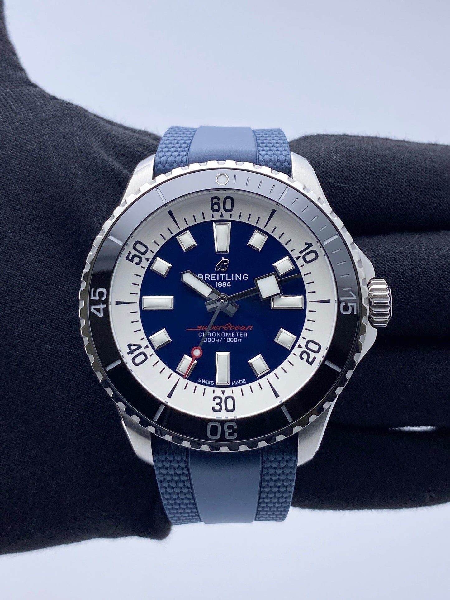 Breitling Superocean A17376 Blue Dial Mens Watch Box Papers - Watches