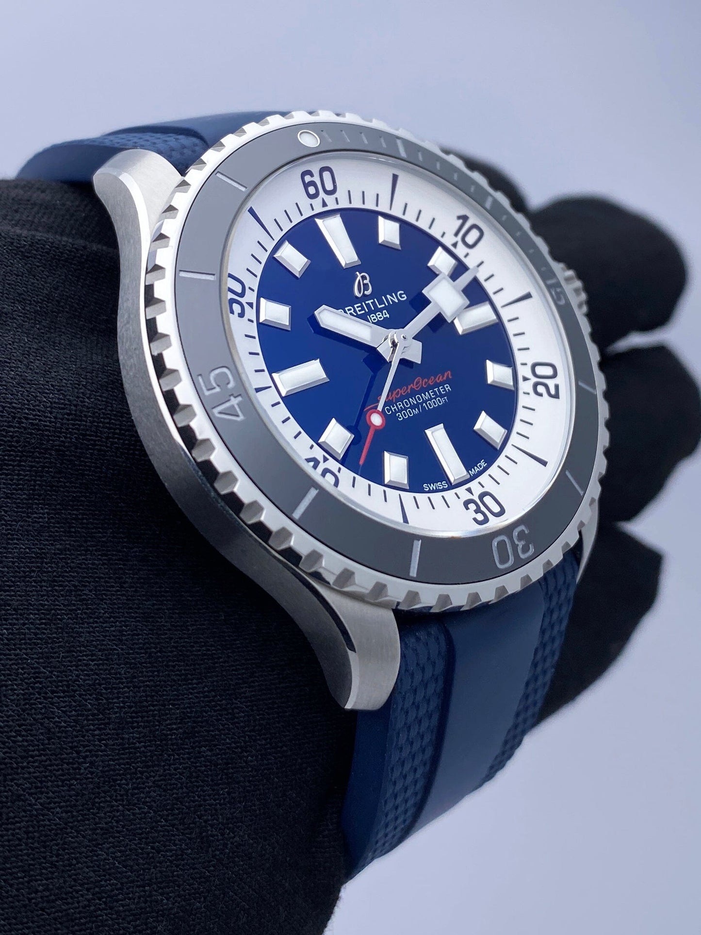 Breitling Superocean A17376 Blue Dial Mens Watch Box Papers - Watches