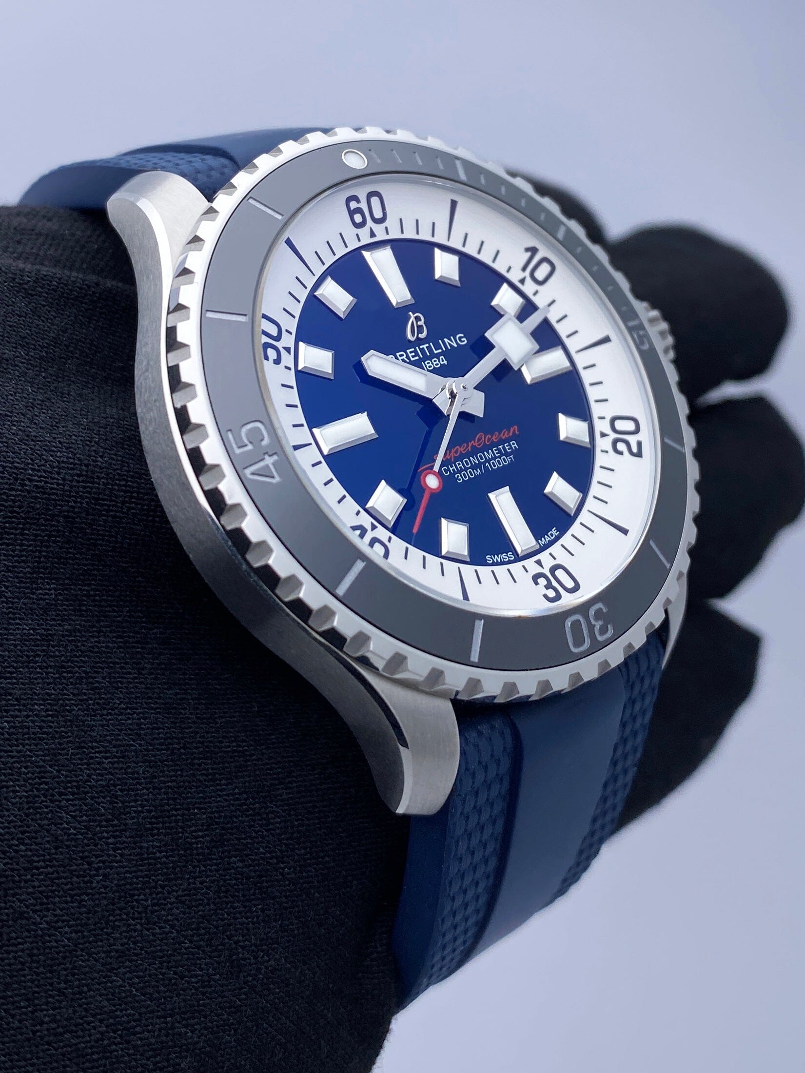 Breitling Superocean A17376 Blue Dial Mens Watch Box Papers - Watches