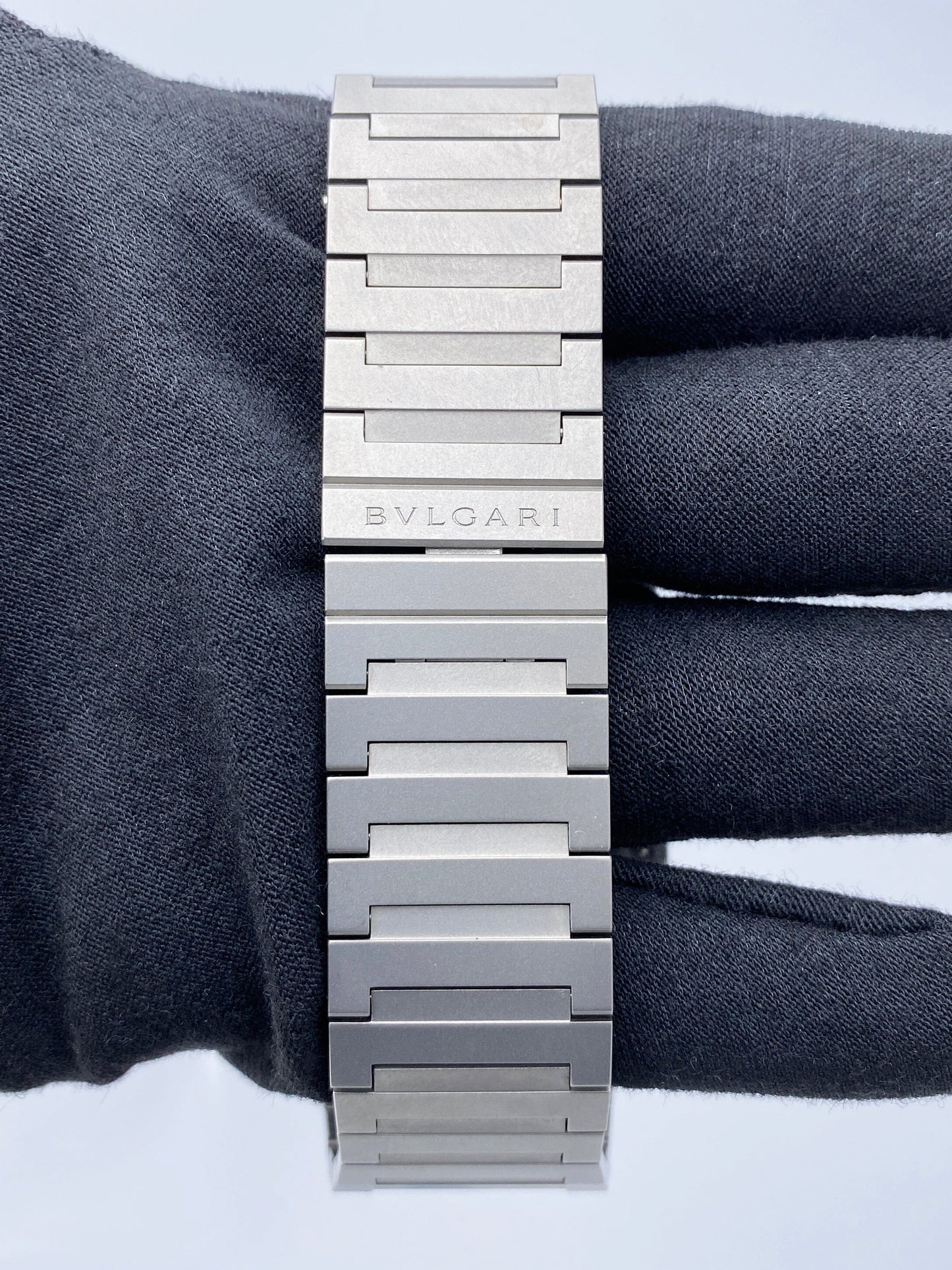 Bulgari Octo Finissimo 10th Anniversary 103672 Mens Watch - Watches