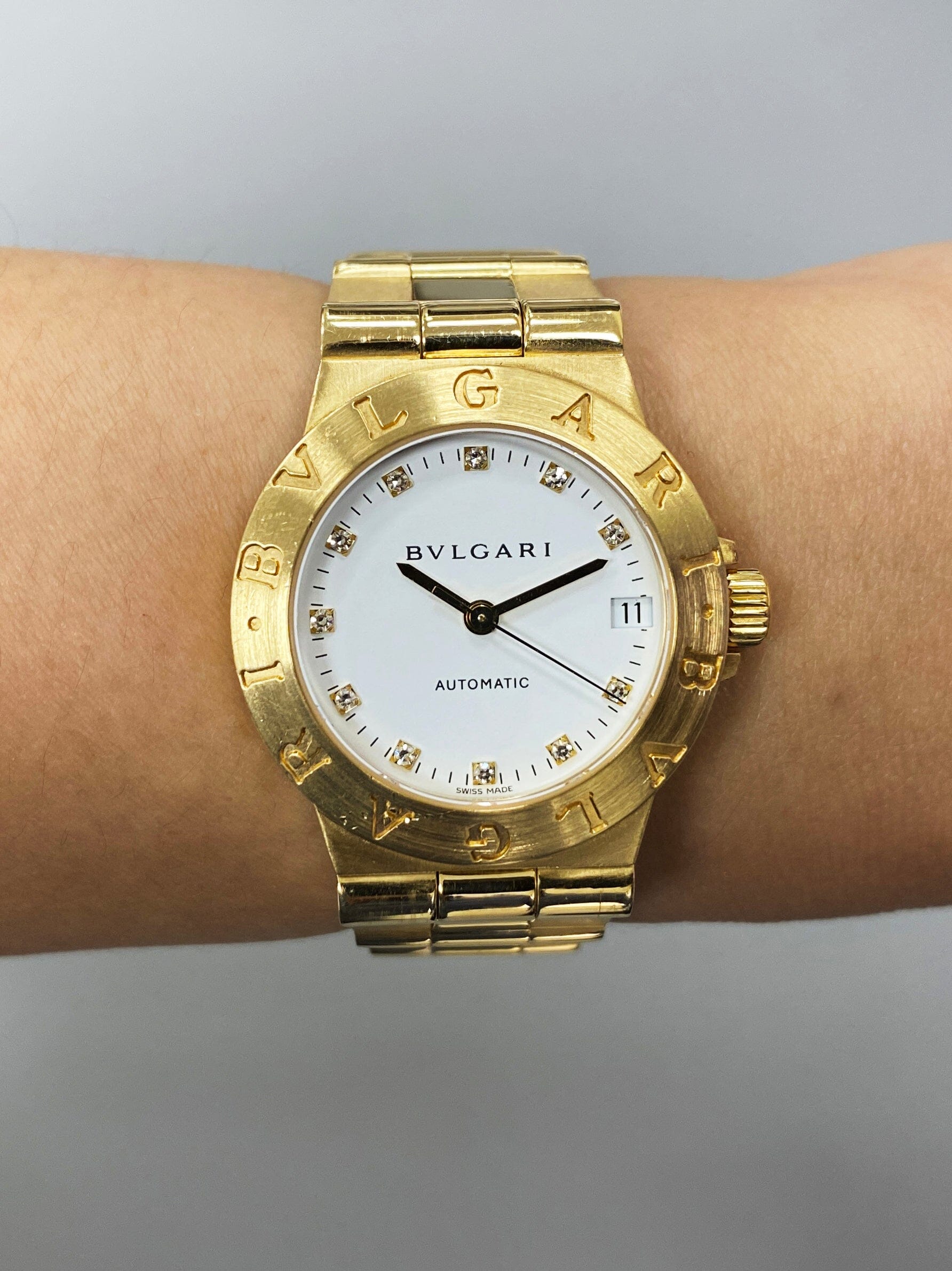 Bvlgari Diagono LCV 29 G Midsize 18K Yellow Gold Ladies Watch - Virtual