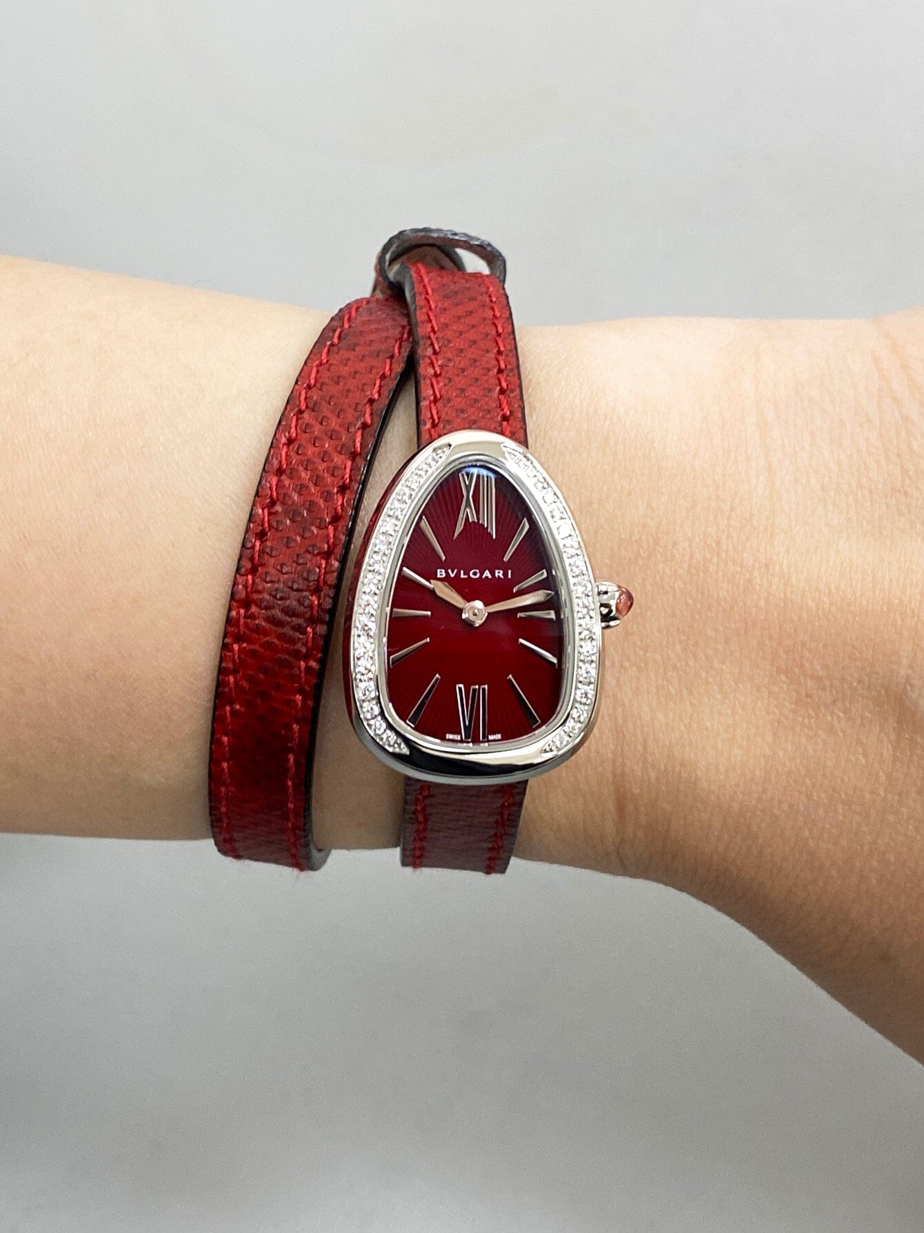 Bvlgari Serpenti 102780 Ladies Watch Box Papers - Watches
