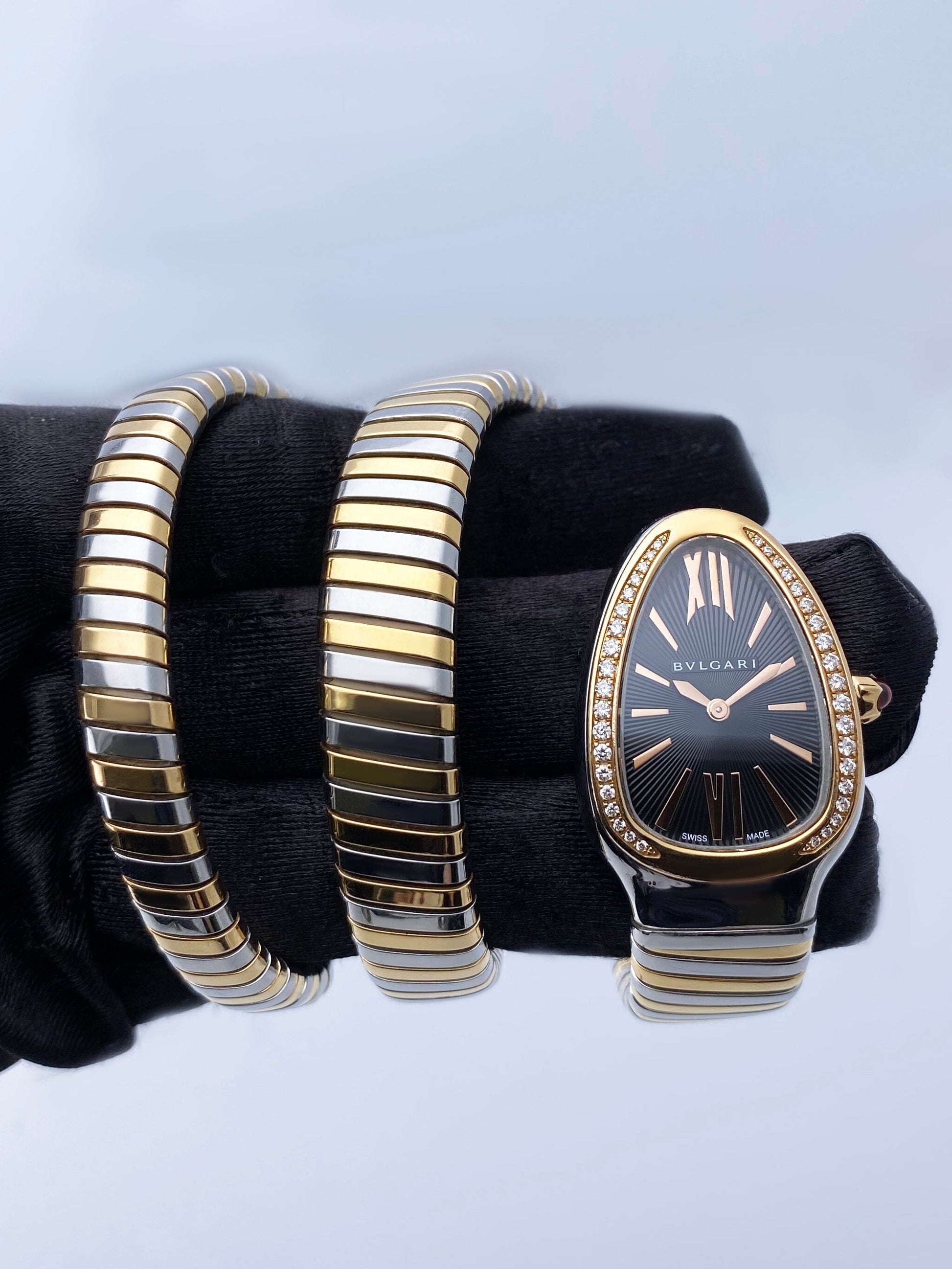 Bvlgari Serpenti Tubogas 102099 Diamond Black Dial Two Tone Ladies Watch
