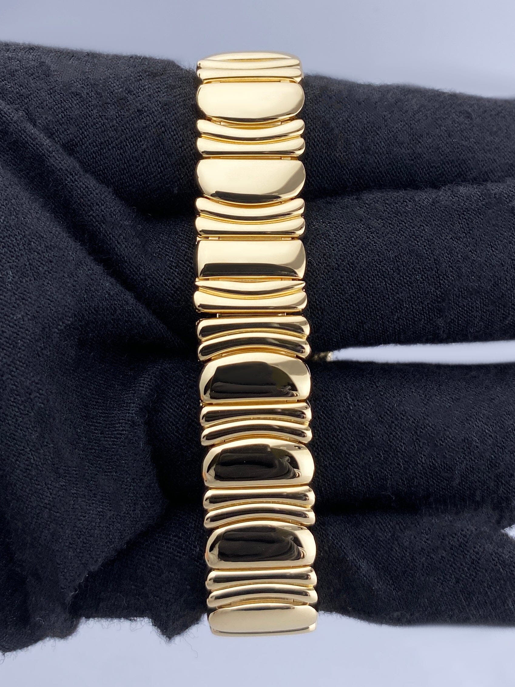 Cartier Baignoire 2678 18k Yellow Gold Ladies Watch - Watches