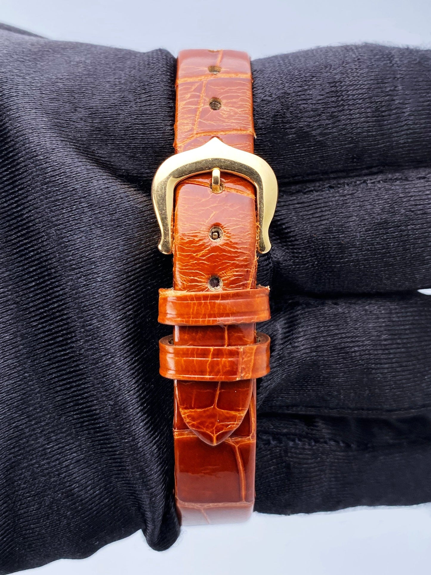 Cartier Baignoire W8000007 18K Rose Gold Ladies Watch - Watches