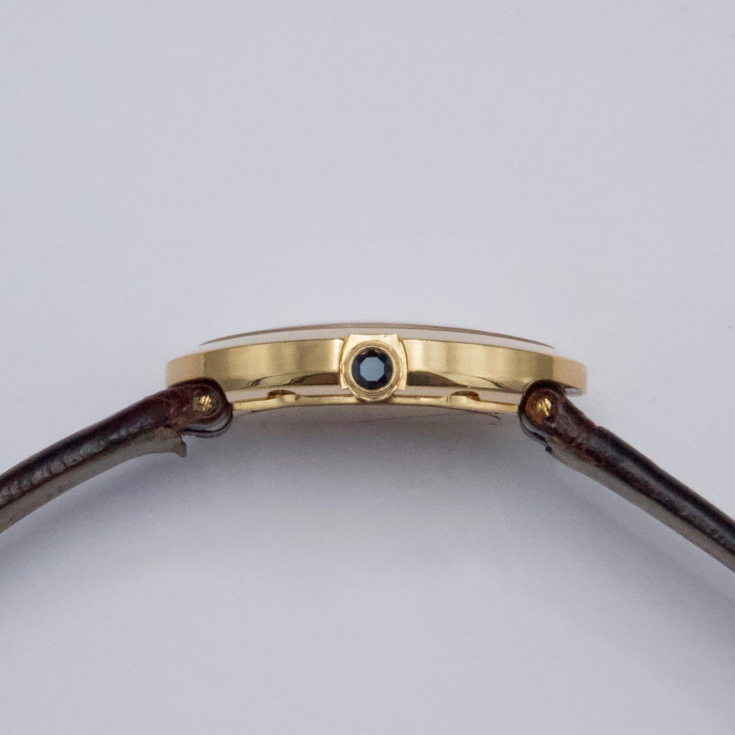 Cartier Baignoire W8000009 18K Yellow Gold Ladies Watch - Watches