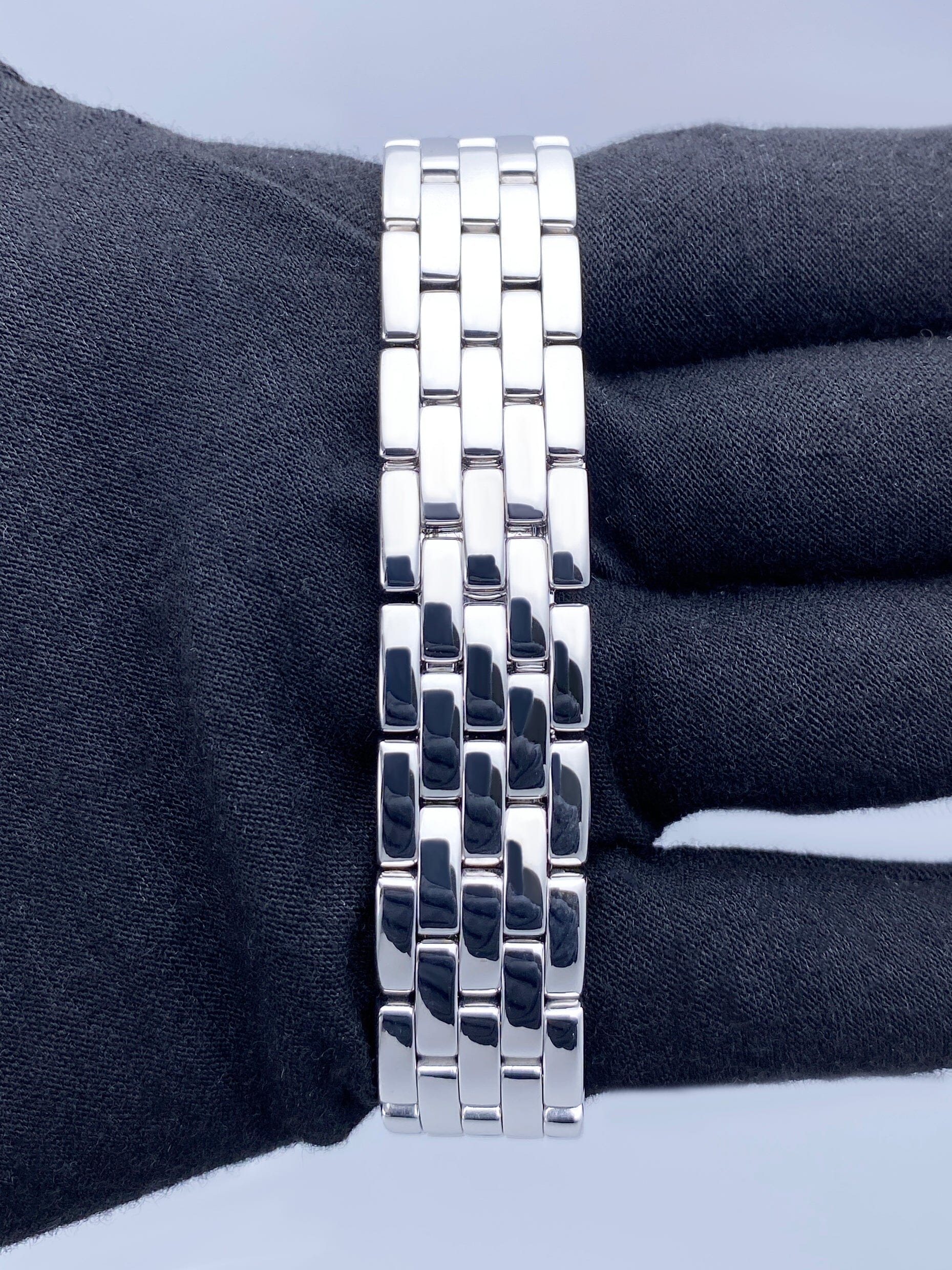 Cartier Panthere 1650 MOP White Gold Ladies Watch Box Papers - Watches
