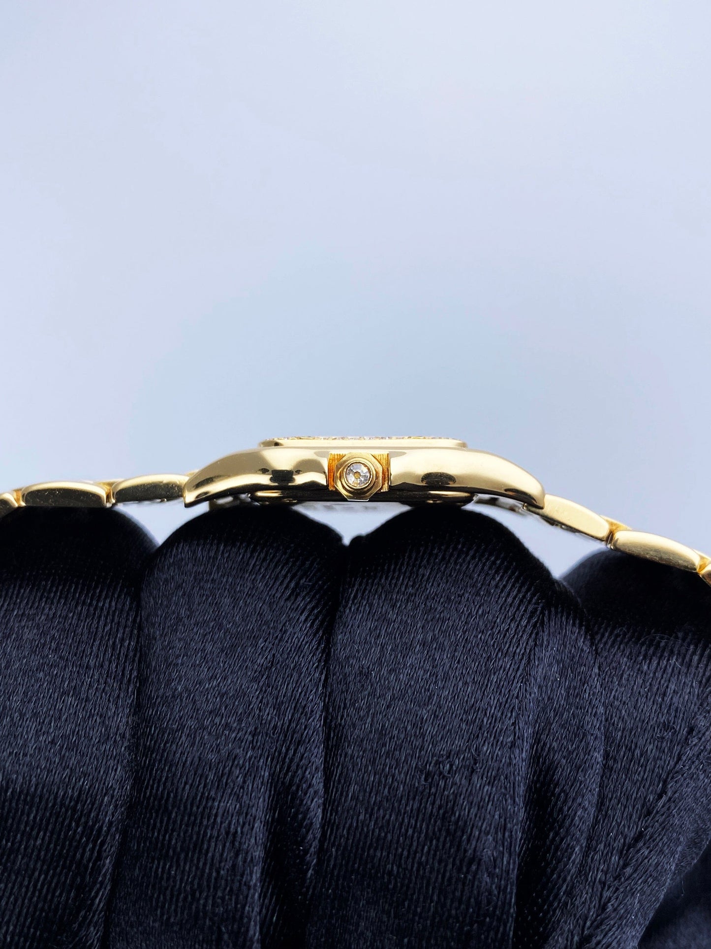 C09062204X_4 copy.jpg