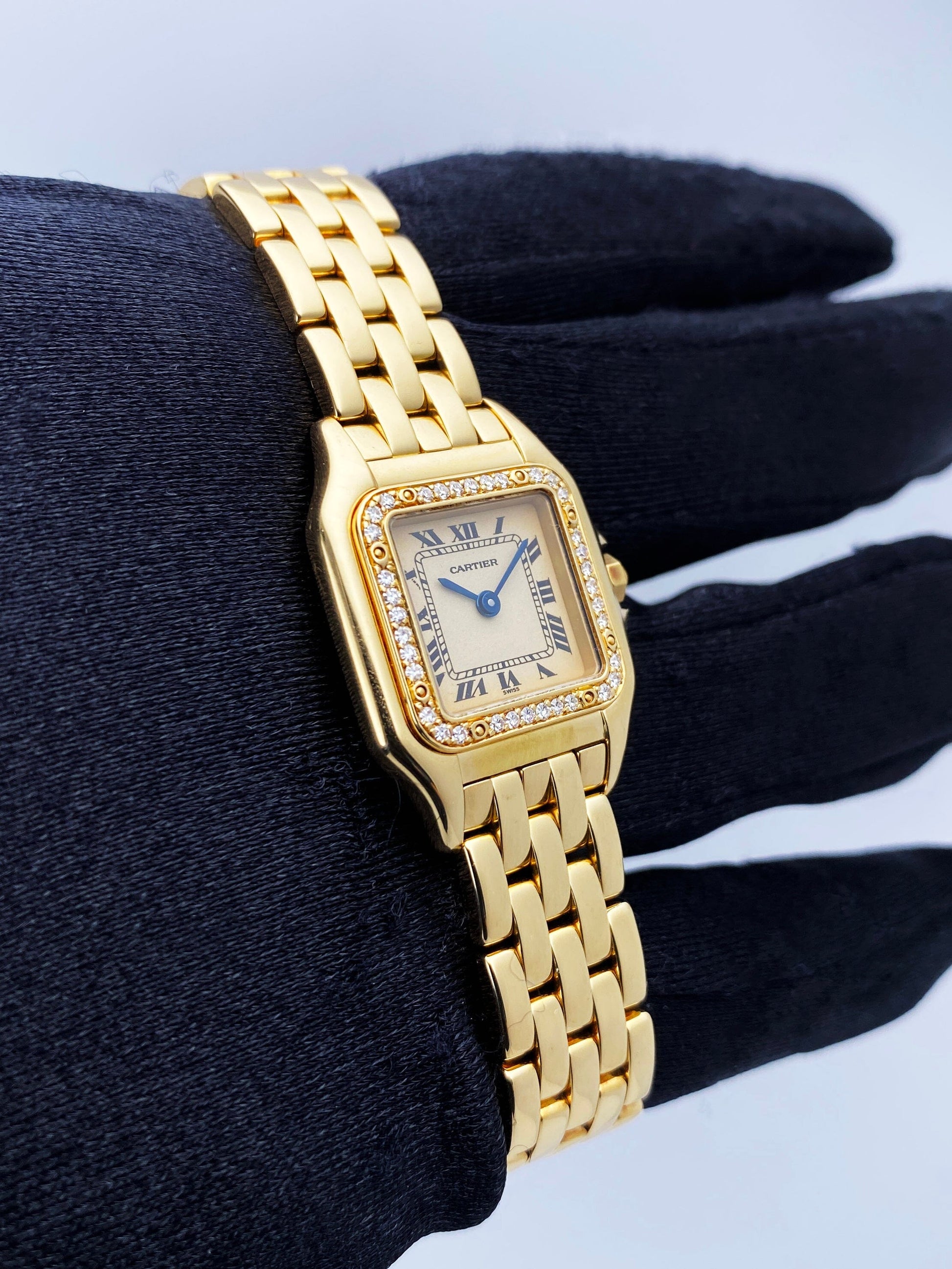 C09062204X_3 copy.jpg