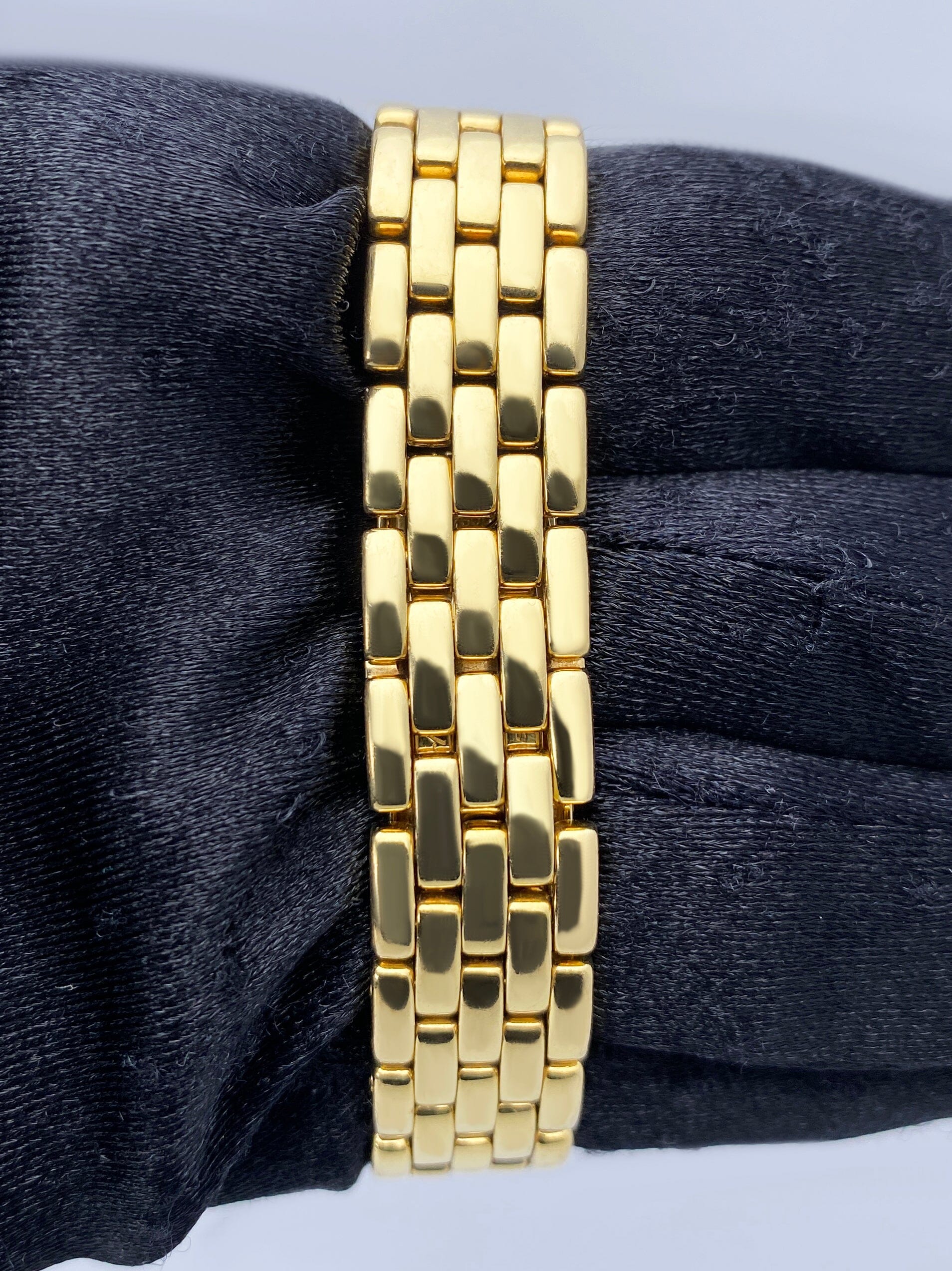 C02272302K_7 copy.jpg