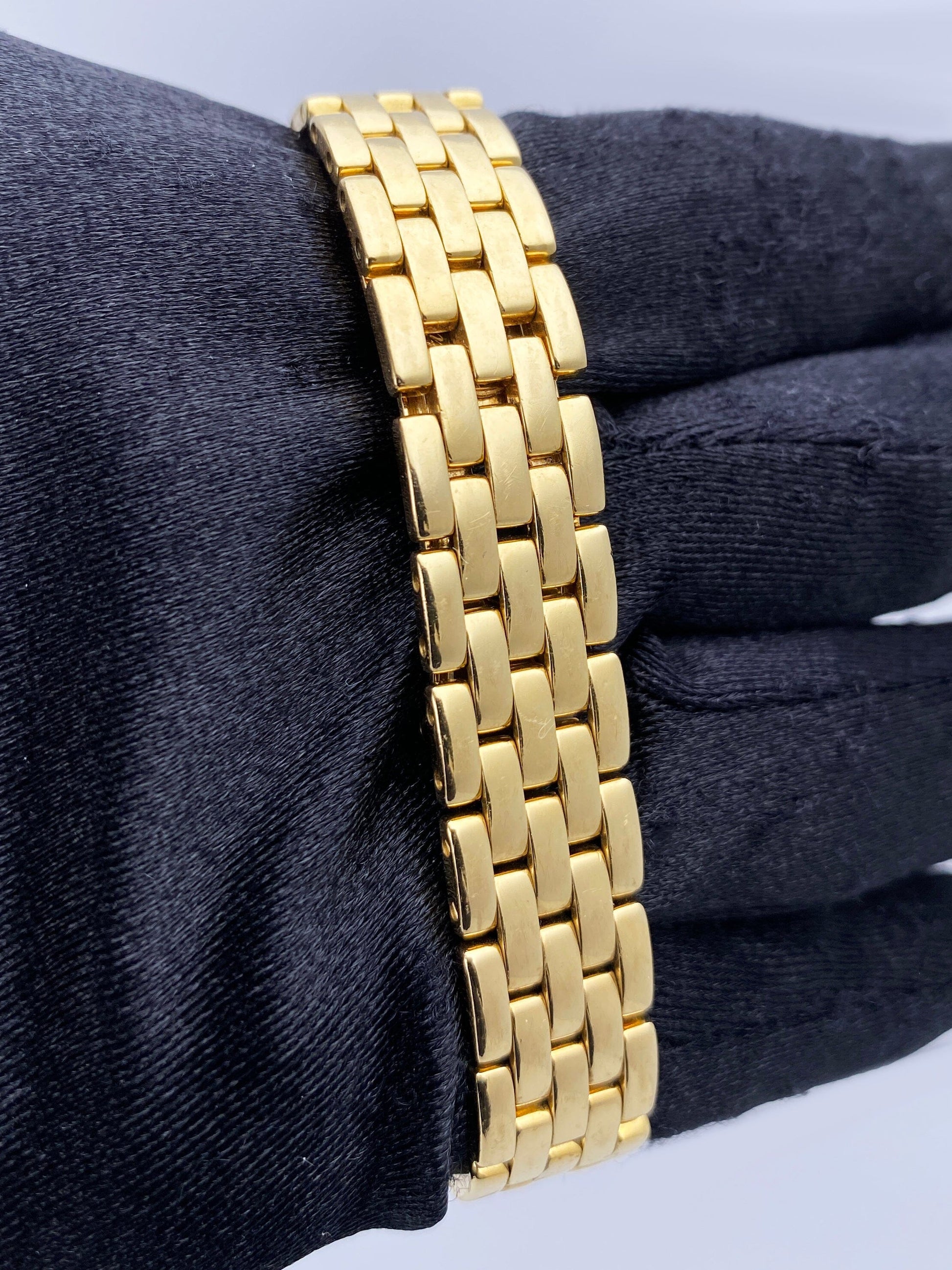 Cartier Panthere 8669 Diamond Bezel 18K Yellow Gold Ladies Watch - Watches