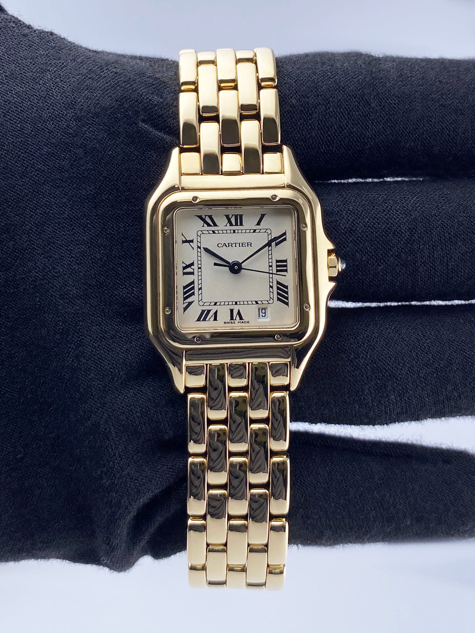 Cartier Panthere 8839 Midsize 18K Yellow Gold Ladies Watch - Watches