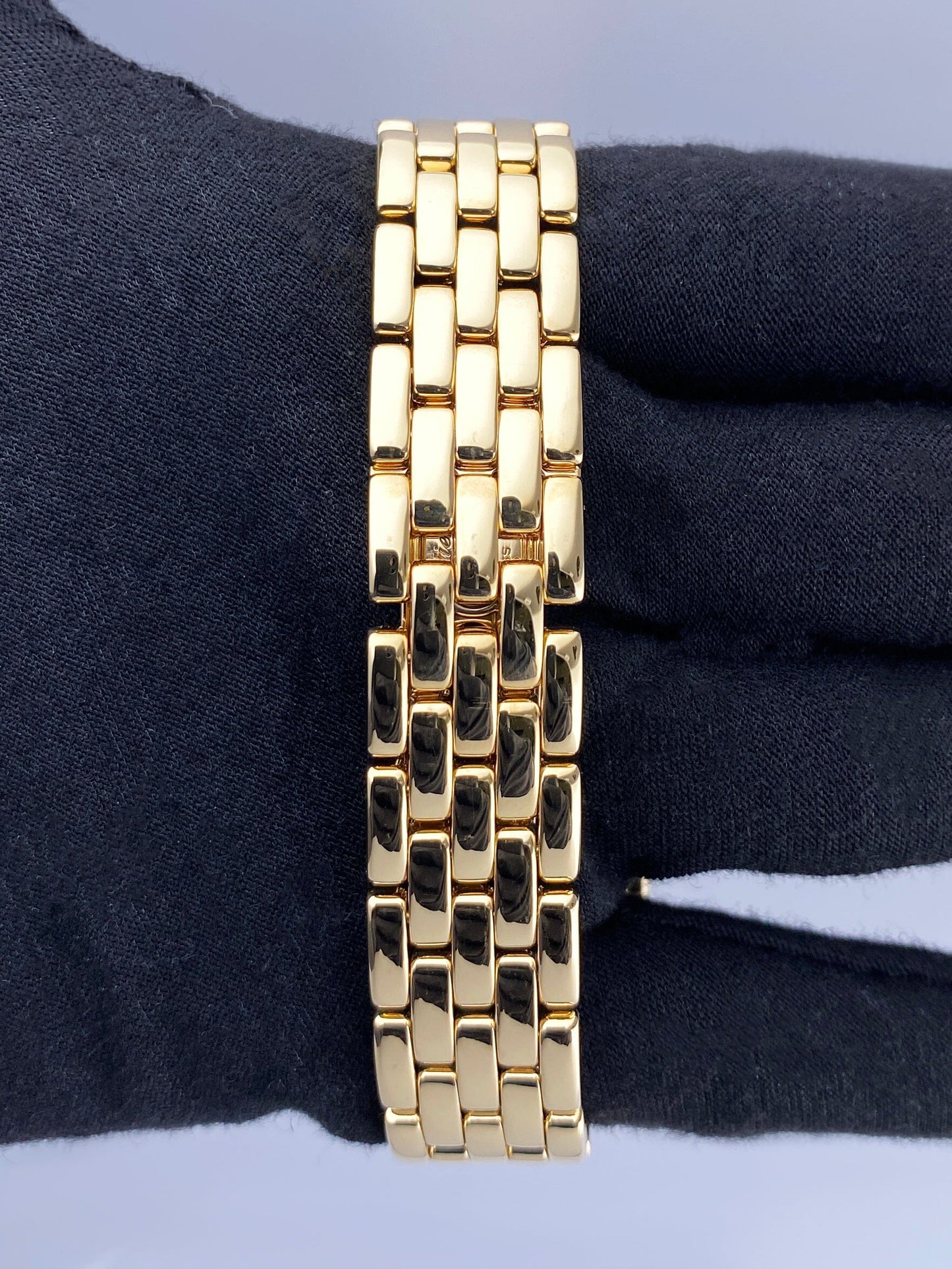 Cartier Panthere 8839 Midsize 18K Yellow Gold Ladies Watch - Watches