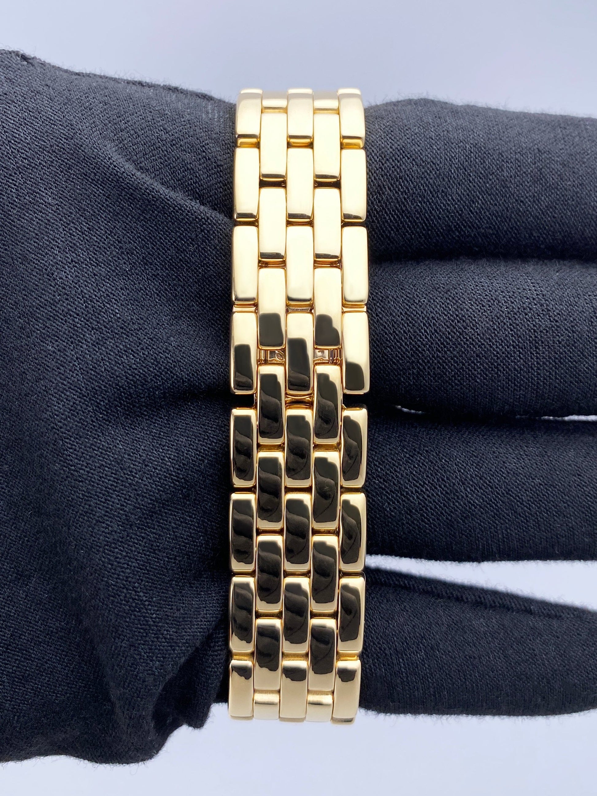 Cartier Panthere Large 18K Yellow Gold Mens Watch - Wristwatch