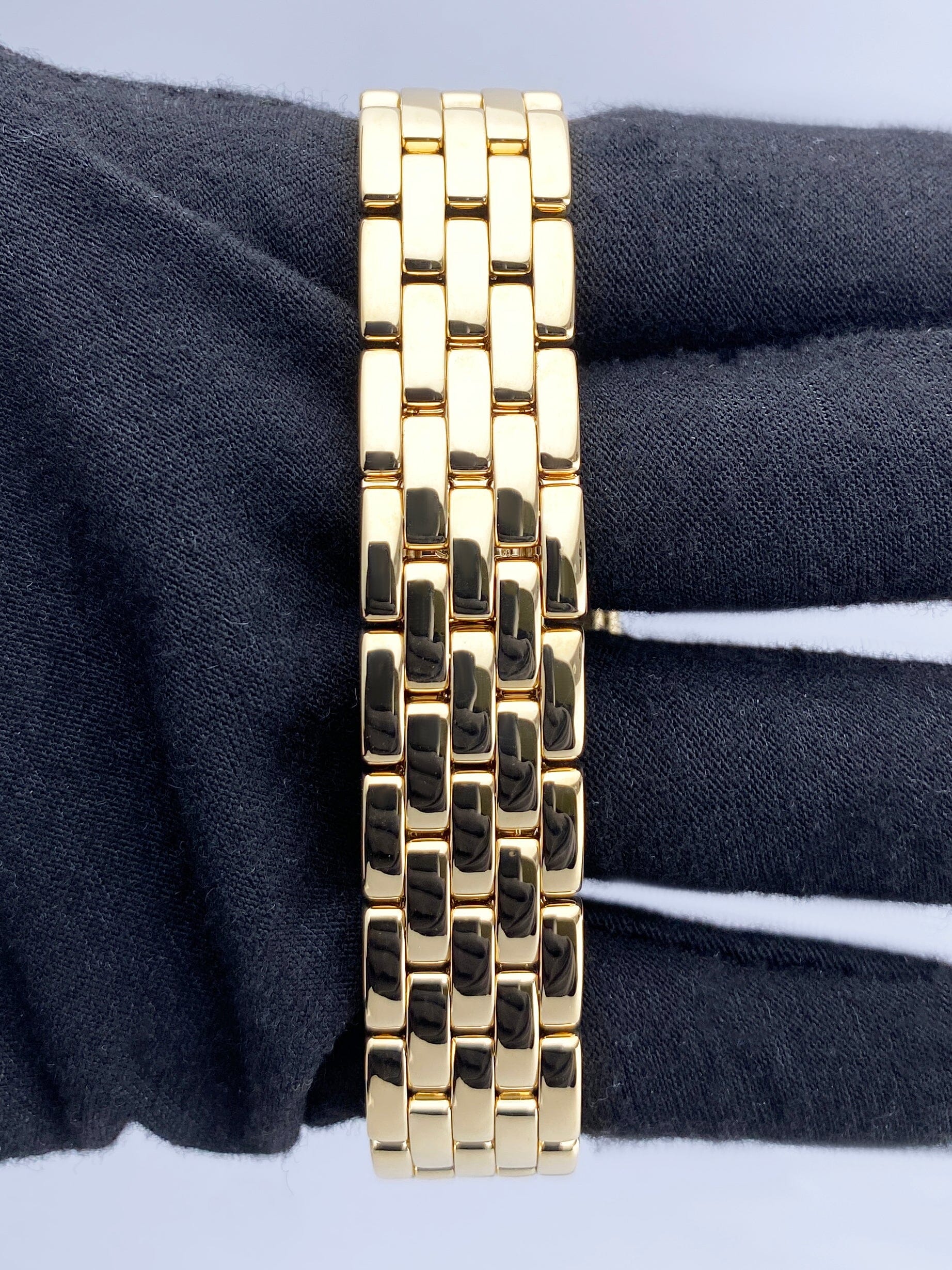 Cartier Panthere Large 887971 18K Yellow Gold Watch - Watches