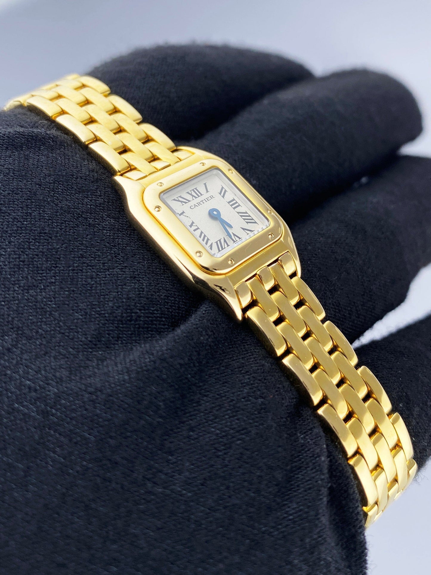 Cartier Panthere Mini W25034B9 18K Yellow Gold Ladies Watch - Watches