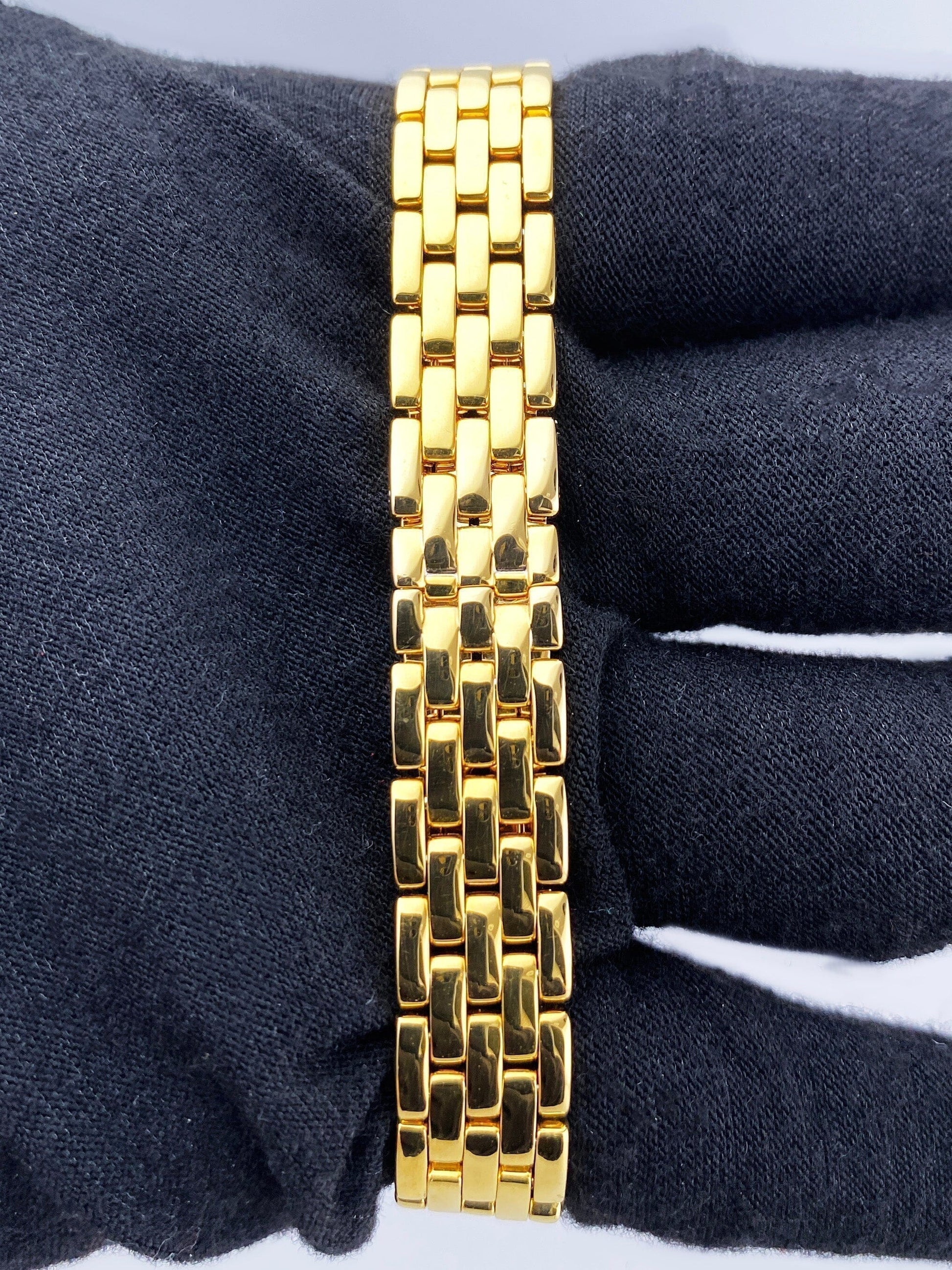 Cartier Panthere Mini W25034B9 18K Yellow Gold Ladies Watch - Watches