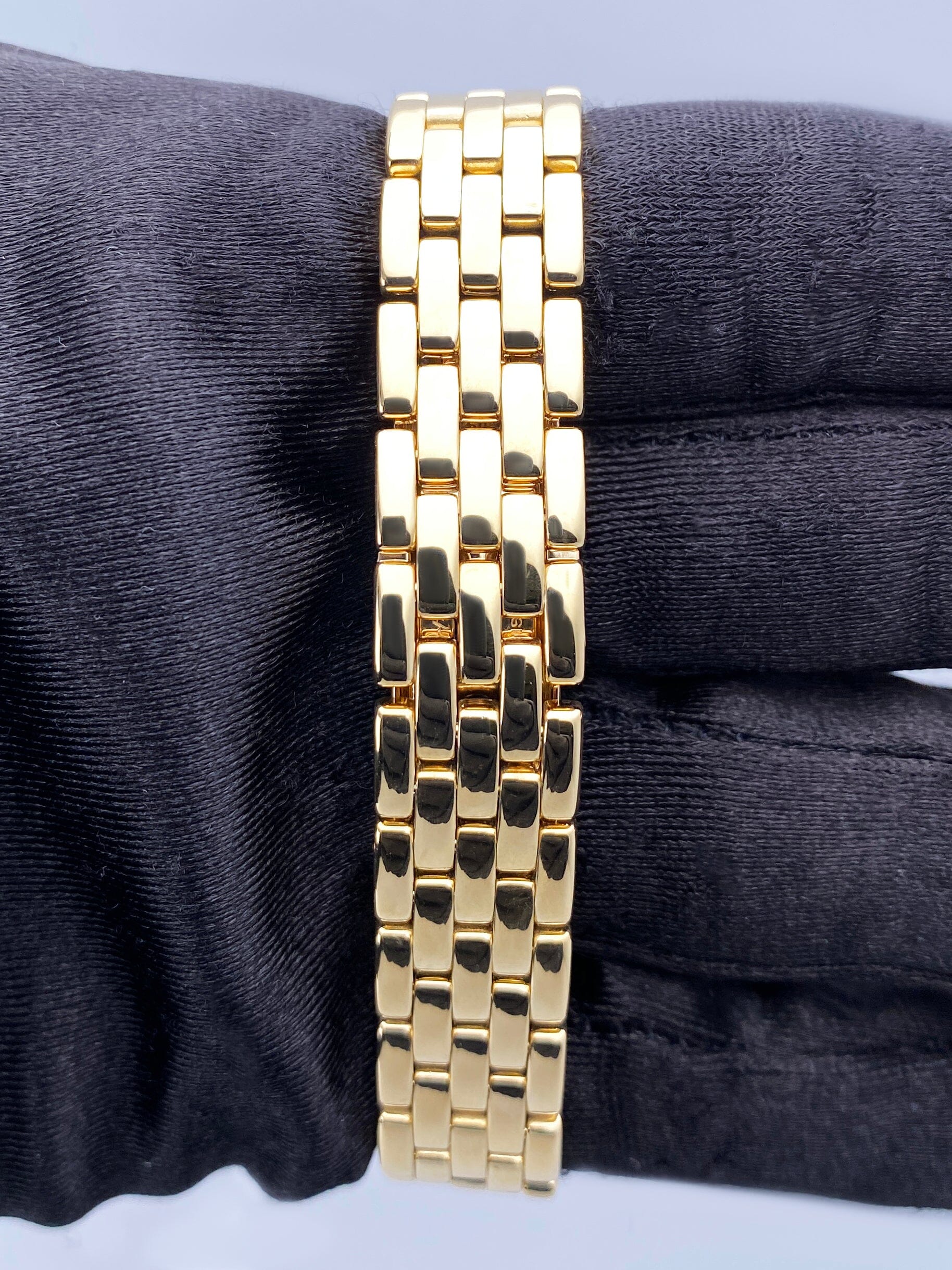 Cartier Panthere W25022B9 18K Yellow Gold Ladies Watch