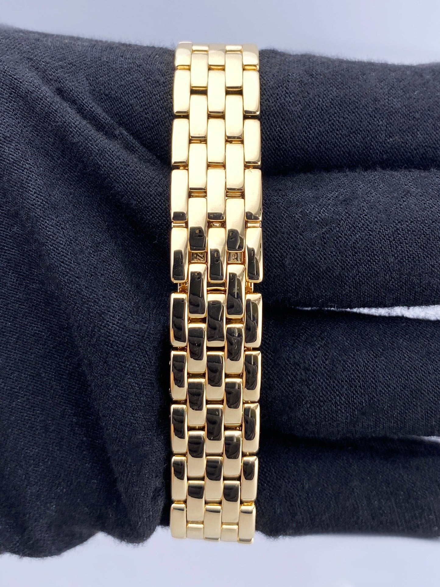 Cartier Panthere W25022B9 18K Yellow Gold Ladies Watch - Watches