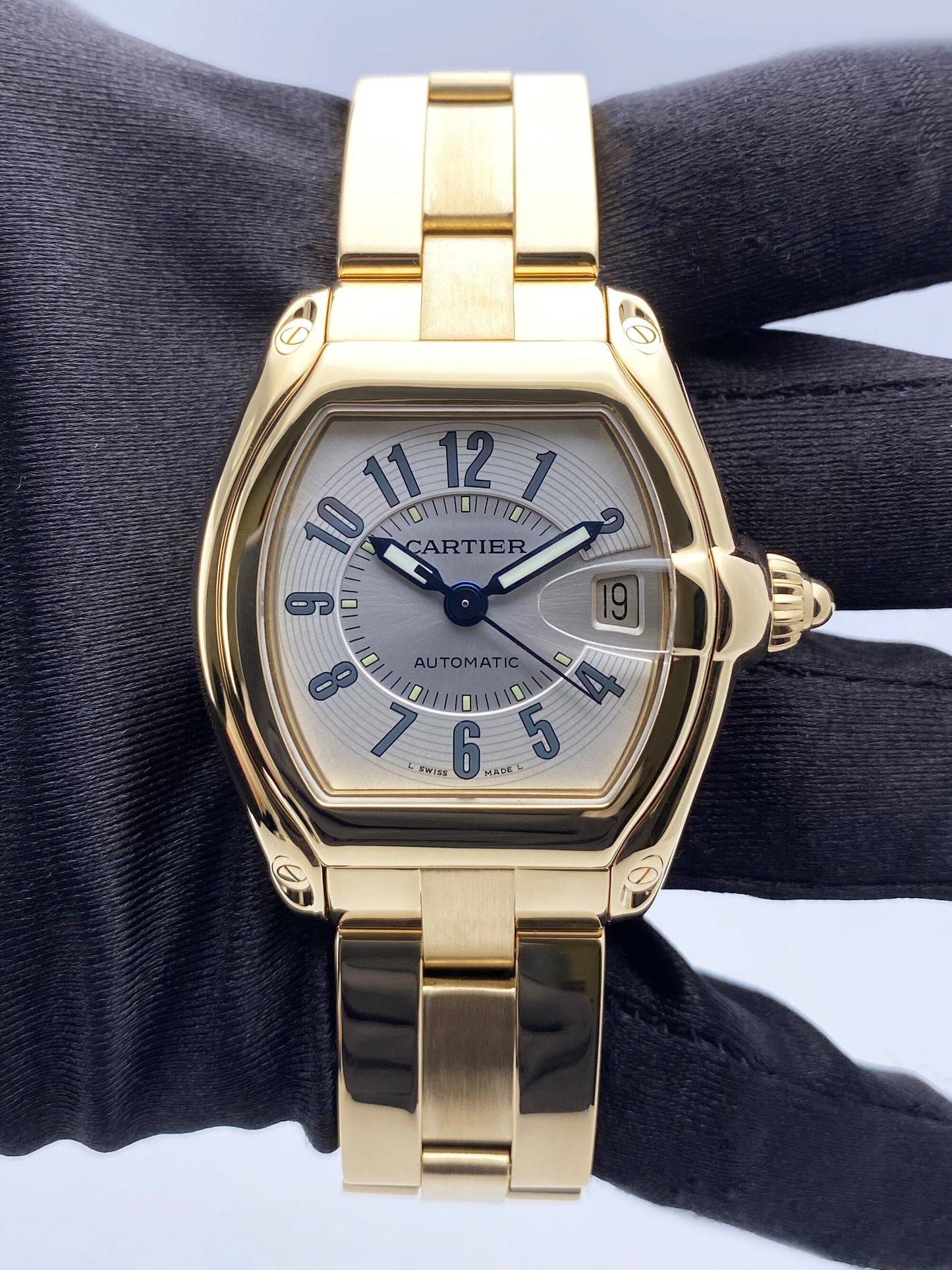 Cartier Roadster Large W62003V1 18K Yellow Gold Mens Watch - Watches