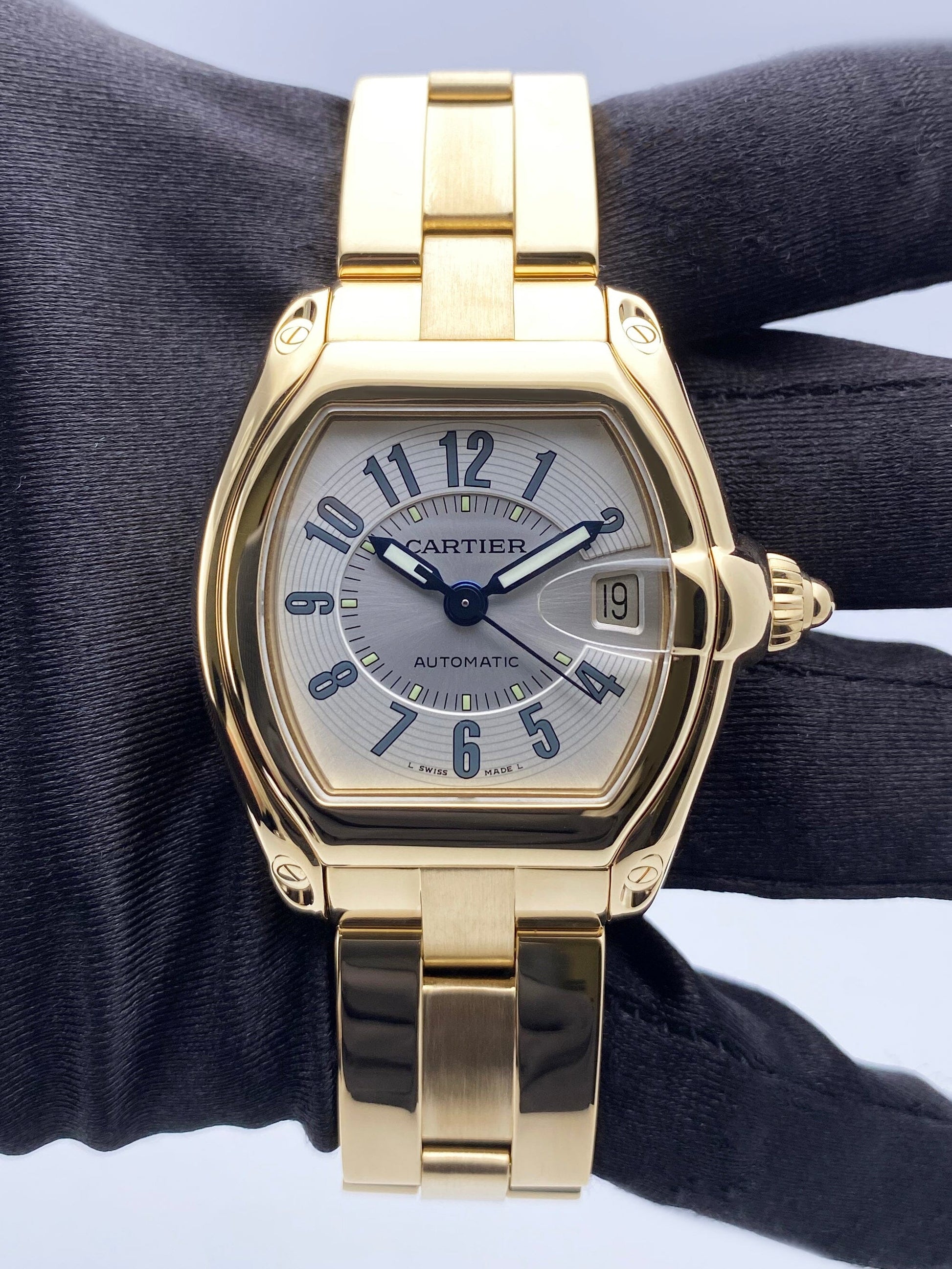Cartier Roadster Large W62003V1 18K Yellow Gold Mens Watch - Watches