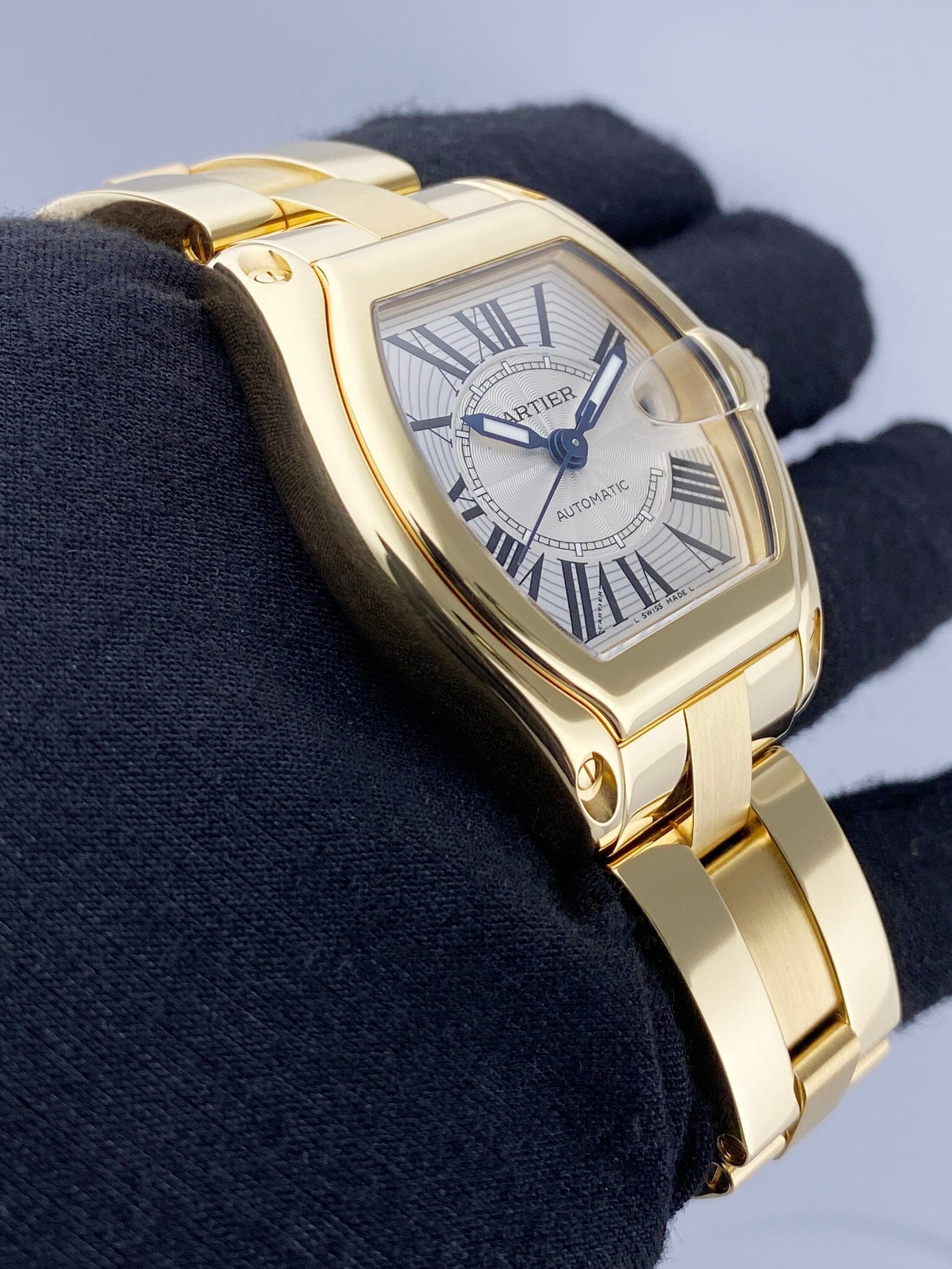 Cartier Roadster Large W62005V1 18K Yellow Gold Mens Watch Box Papers - Watches