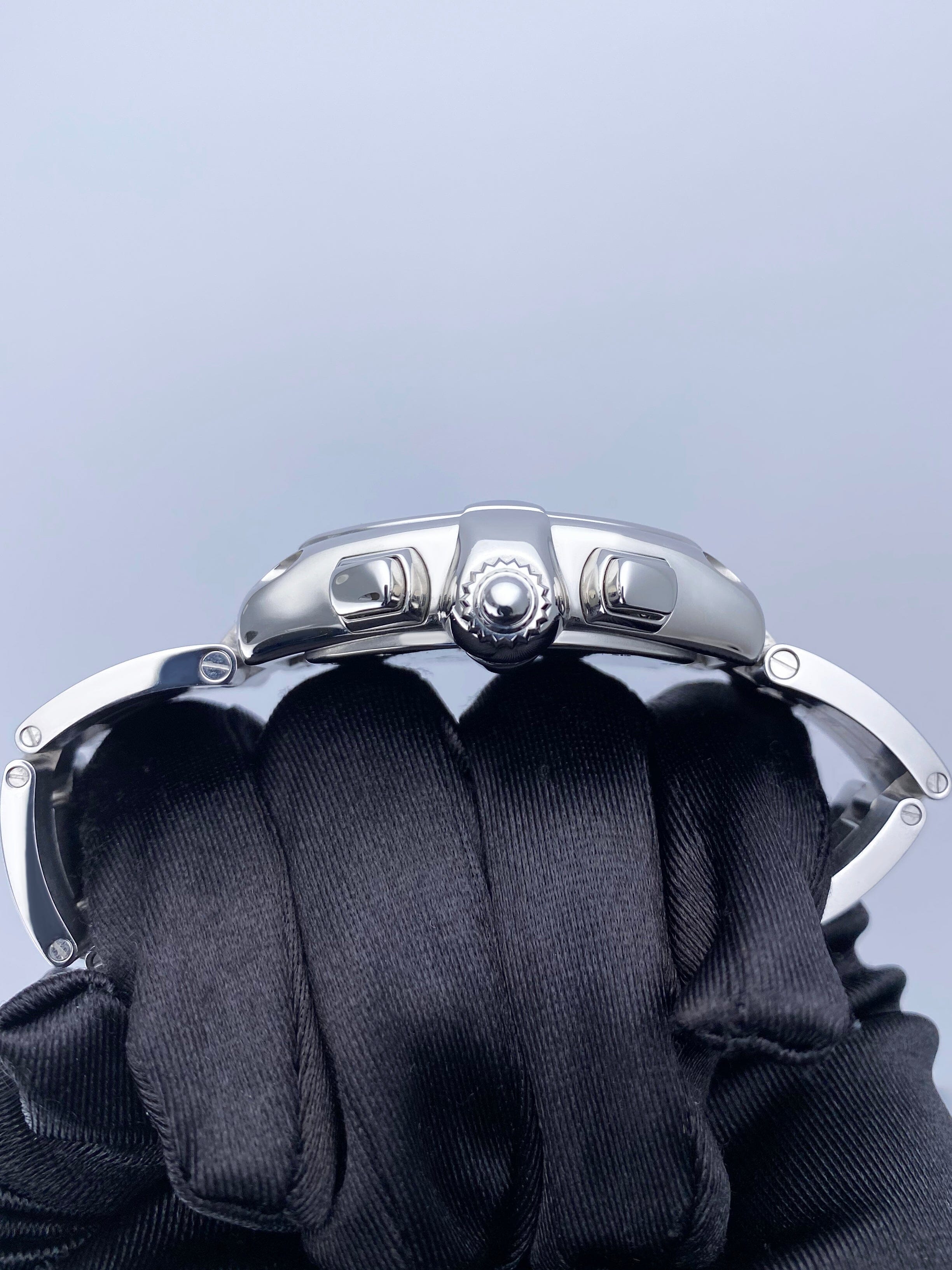 Cartier Roadster W62019X6 Silver Dial Mens Watch Box Papers – Phigora