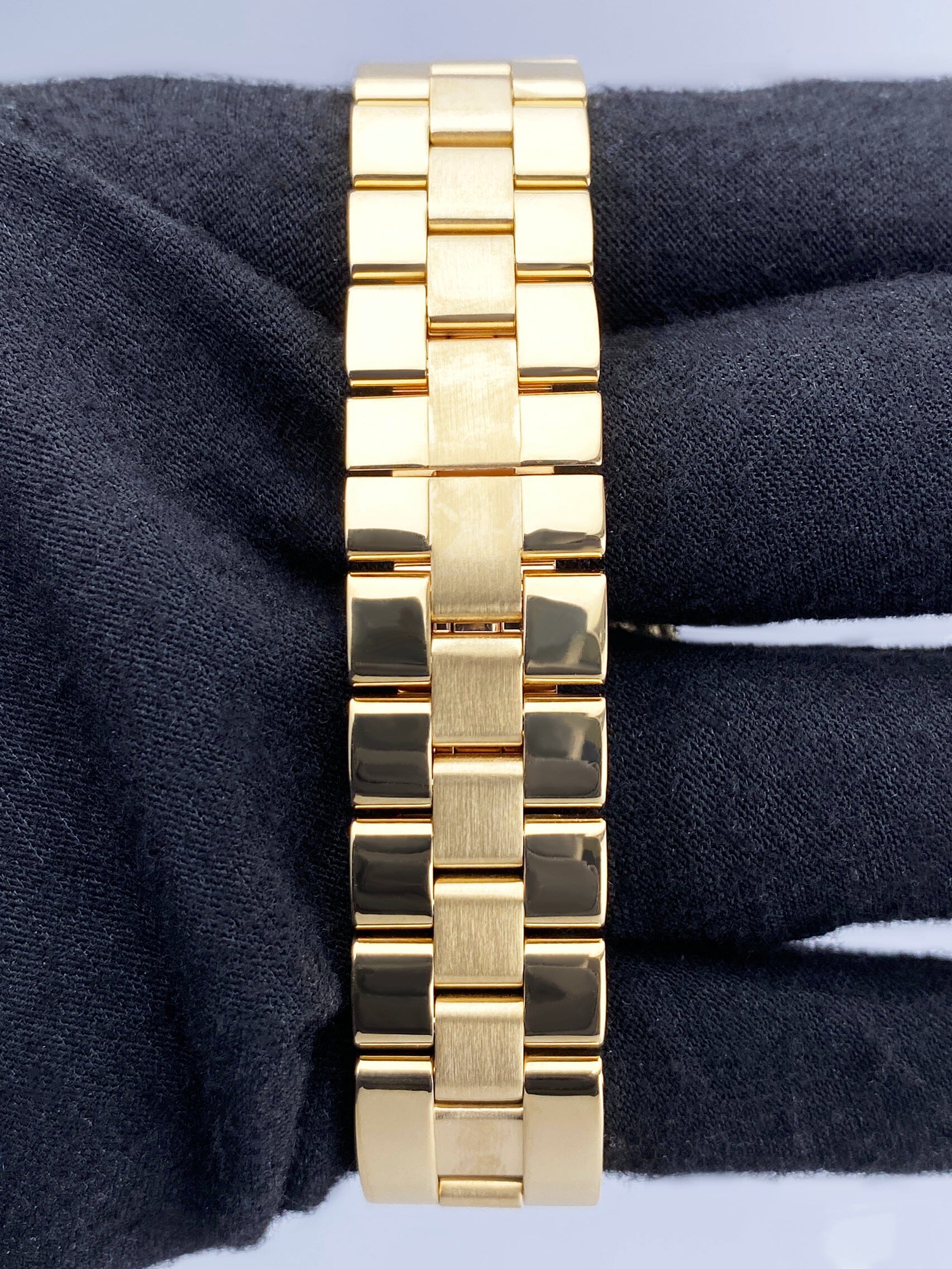 Cartier Roadster WE5001X1 Diamond Yellow Gold Ladies Watch – Phigora