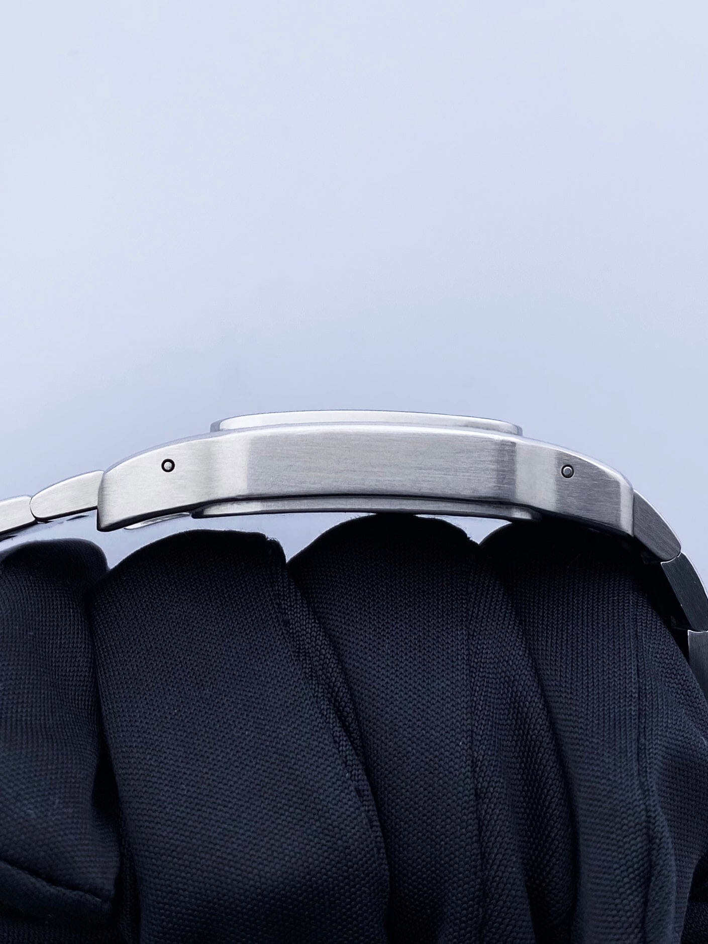 C11242106X_8 copy.jpg