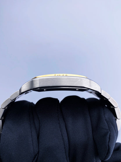 CRW2SA0006SLRB-1_Cartier Santos W2SA0006 4072_5.jpg
