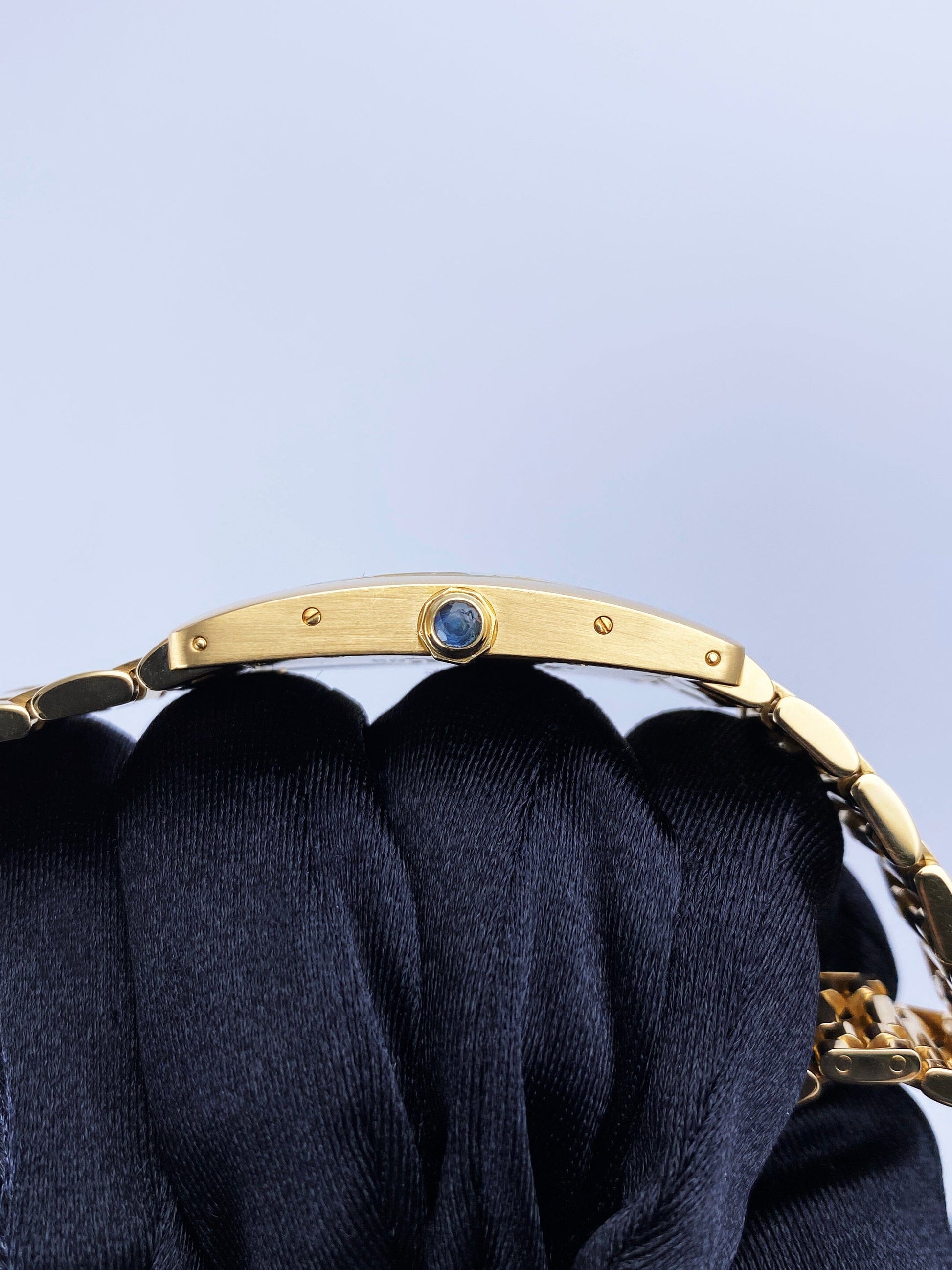 C08102201X_4 copy.jpg