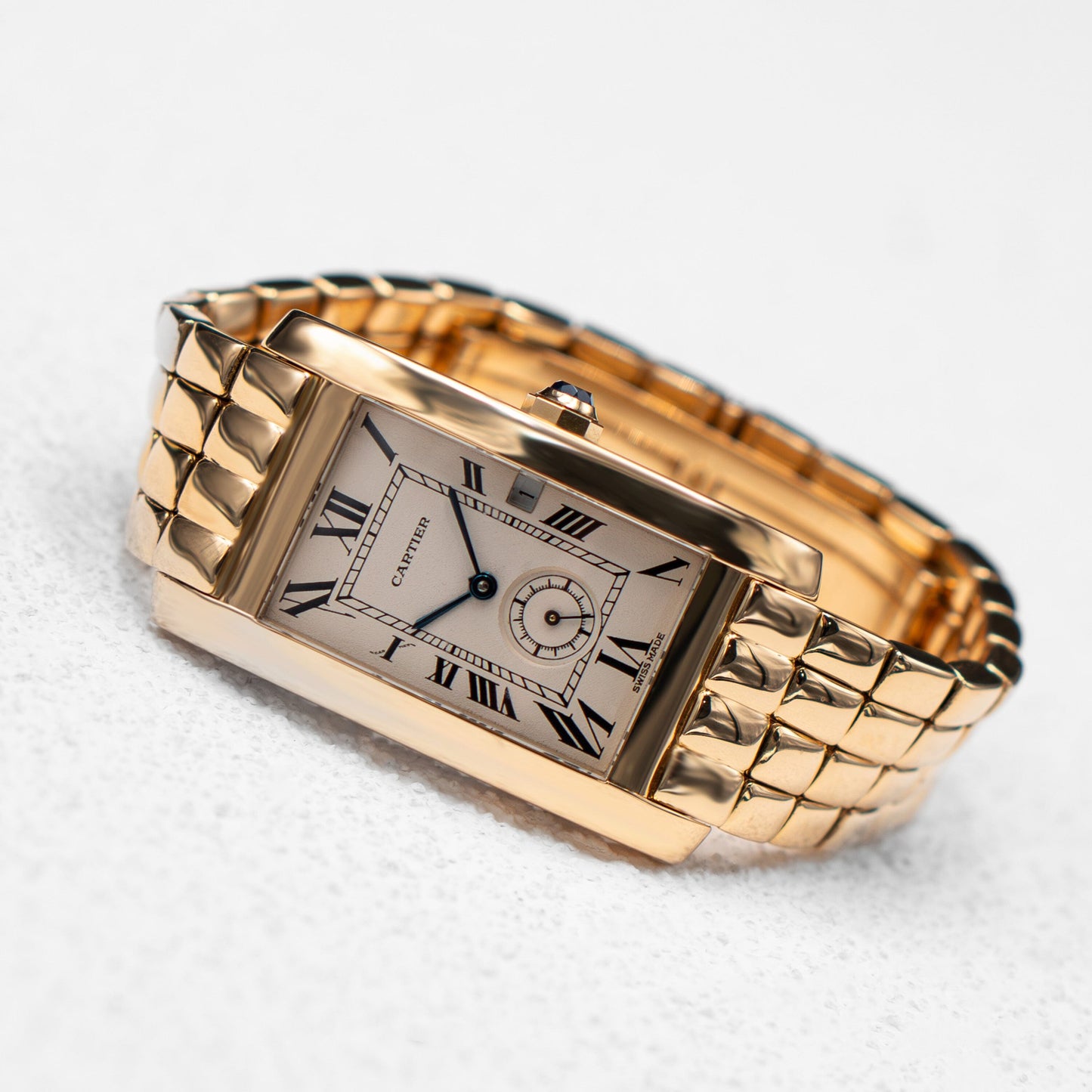 Cartier Tank Americaine 811904 18K Yellow Gold Mens Watch - Watches