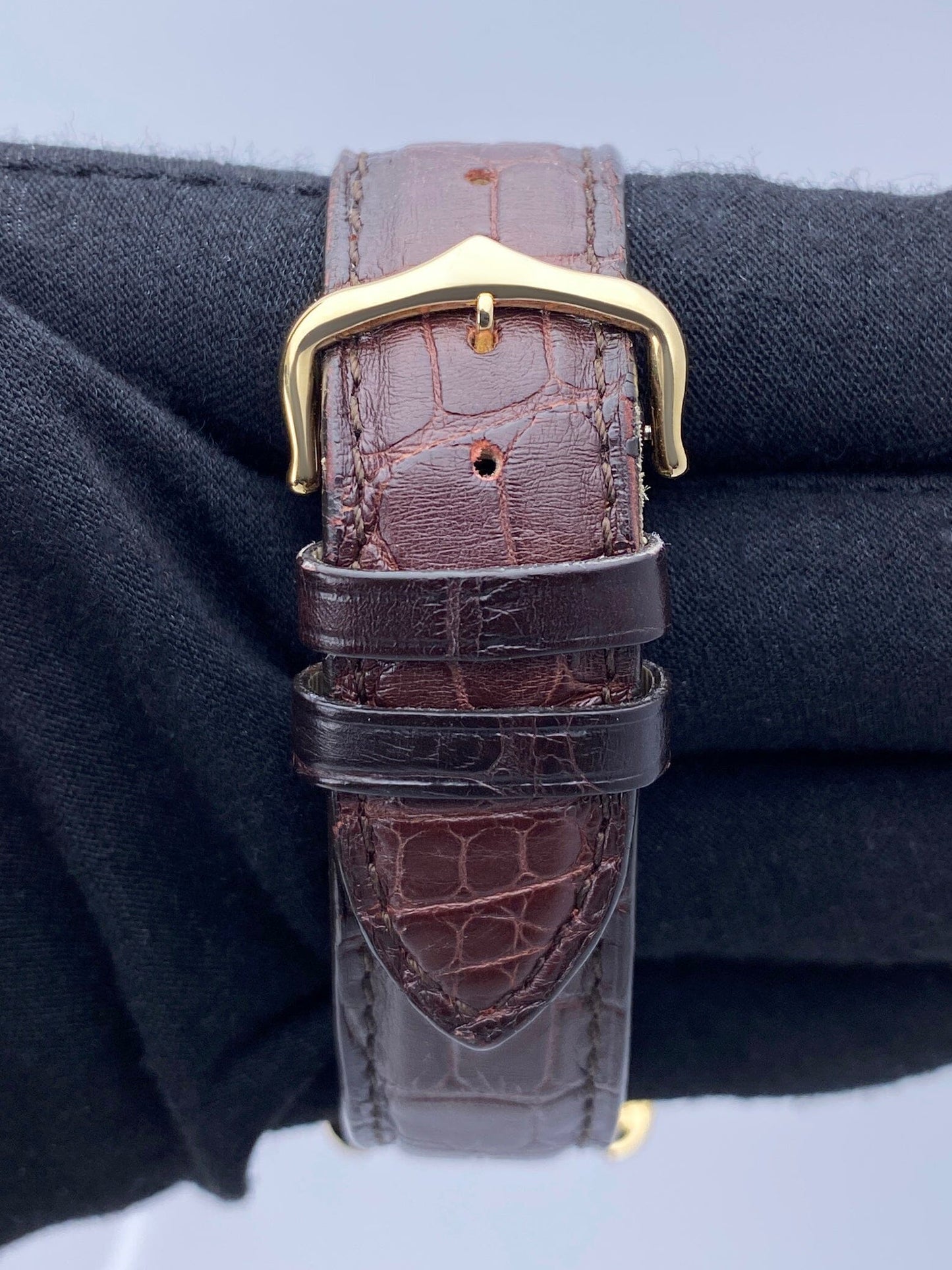 Cartier Tank Americaine Large W2603156 18K Yellow Gold Mens Watch - Watches