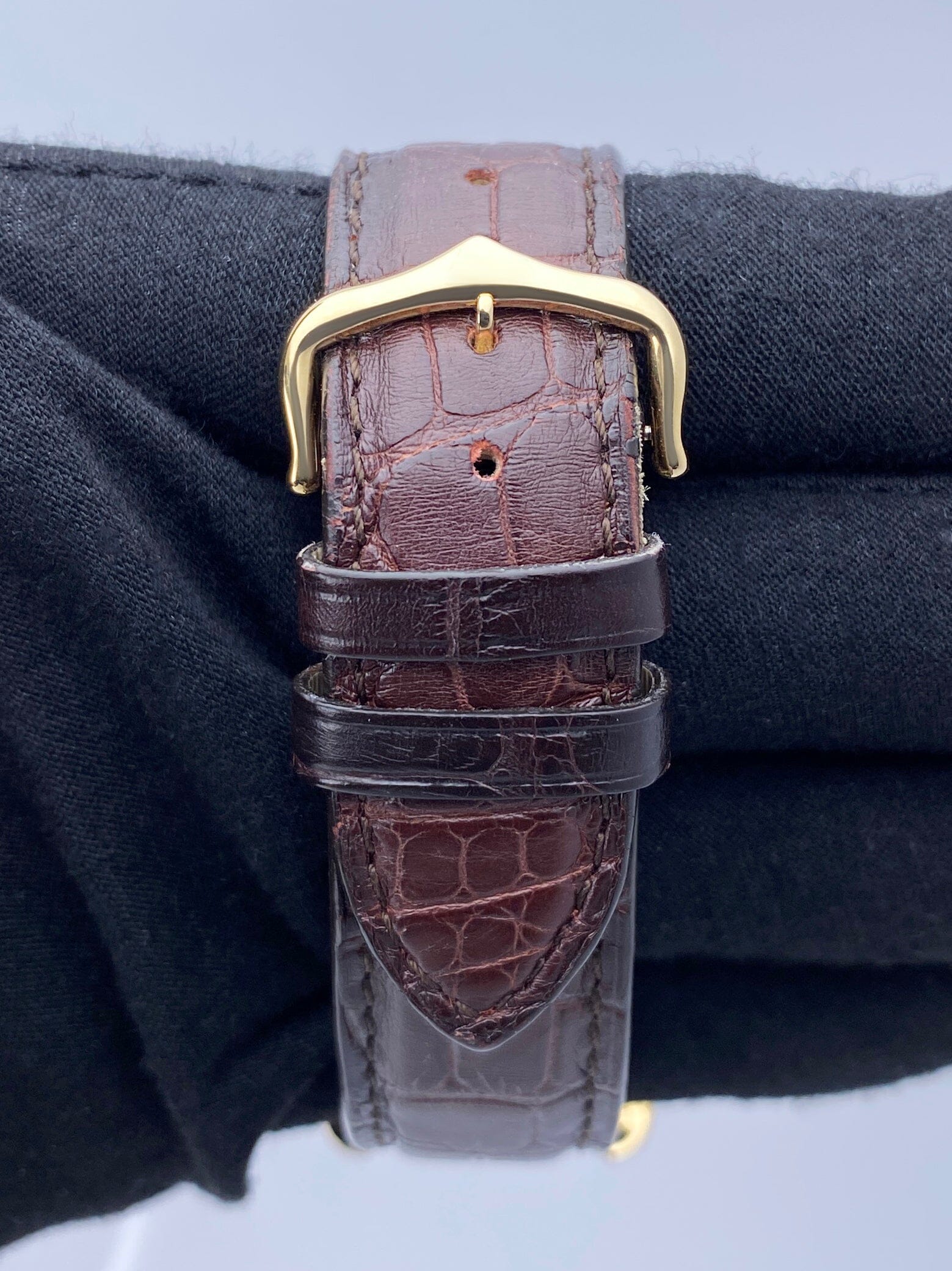 Cartier Tank Americaine Large W2603156 18K Yellow Gold Mens Watch - Watches