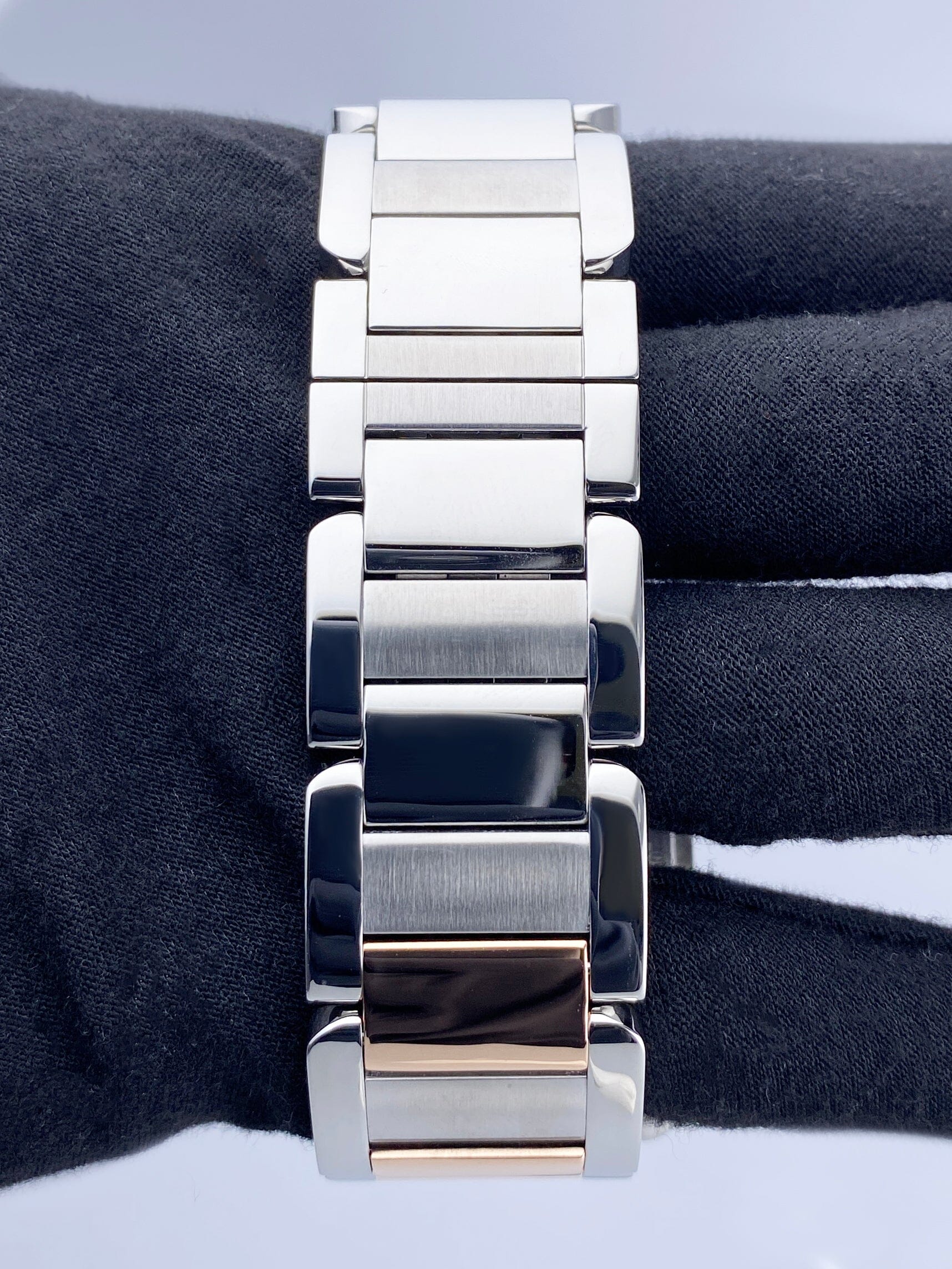 CW5310006SVRB-1_7.jpg