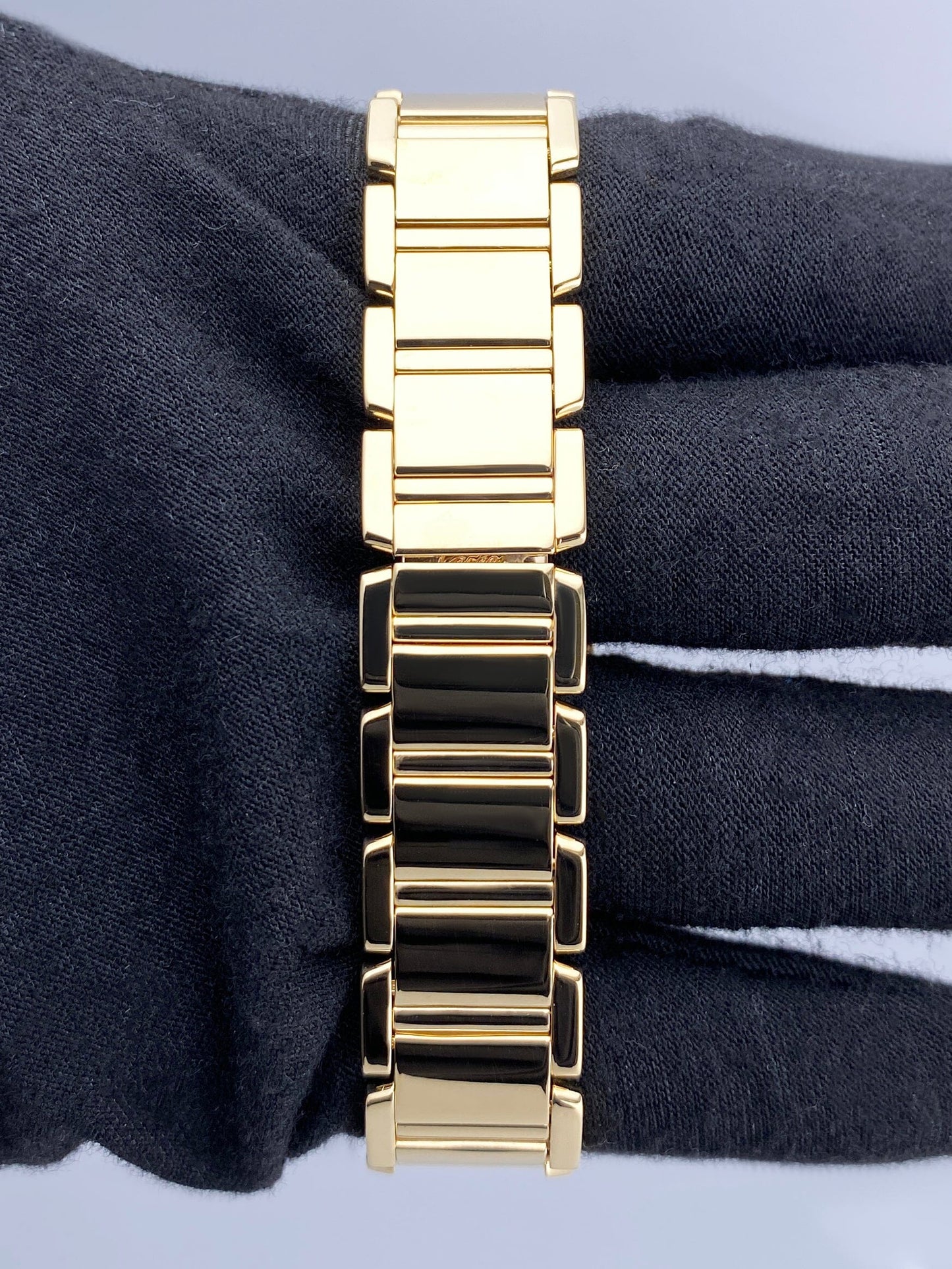 C030823G2X_7.jpg