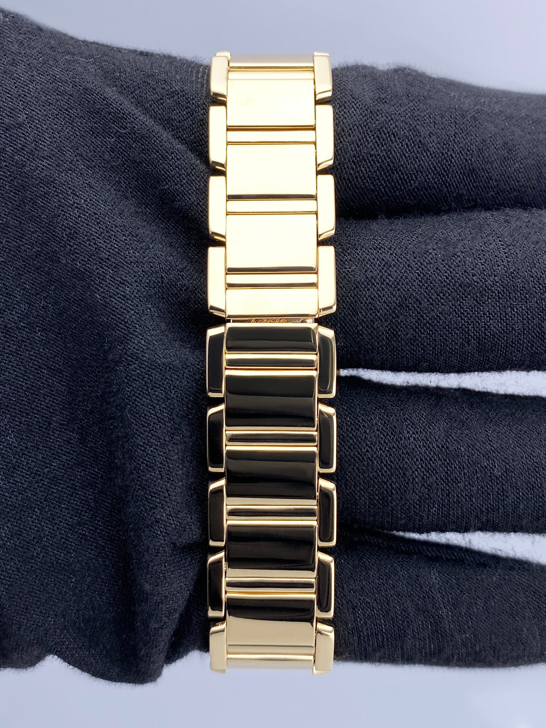 C030823G2X_7.jpg