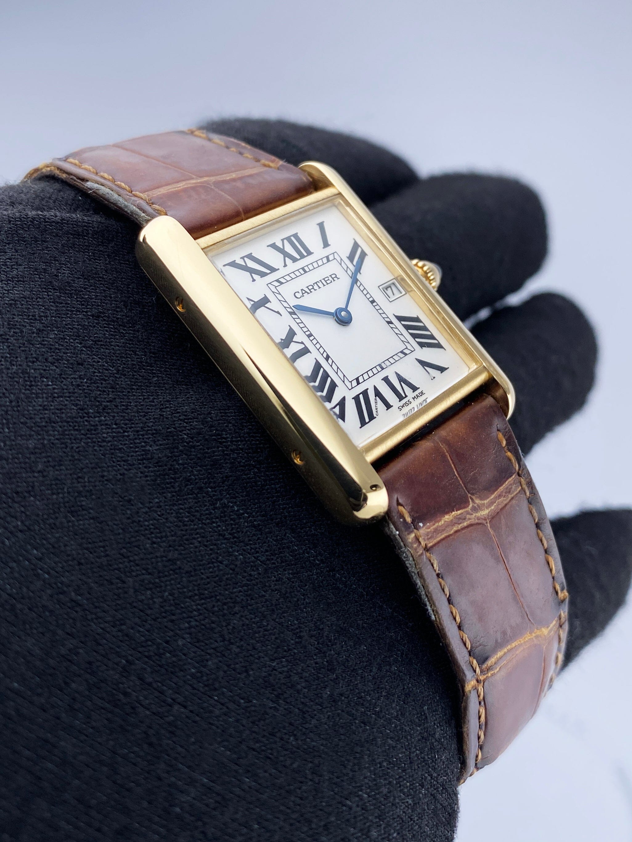 Cartier Tank Louis W1529756 18K Yellow Gold Mens Watch | – Phigora