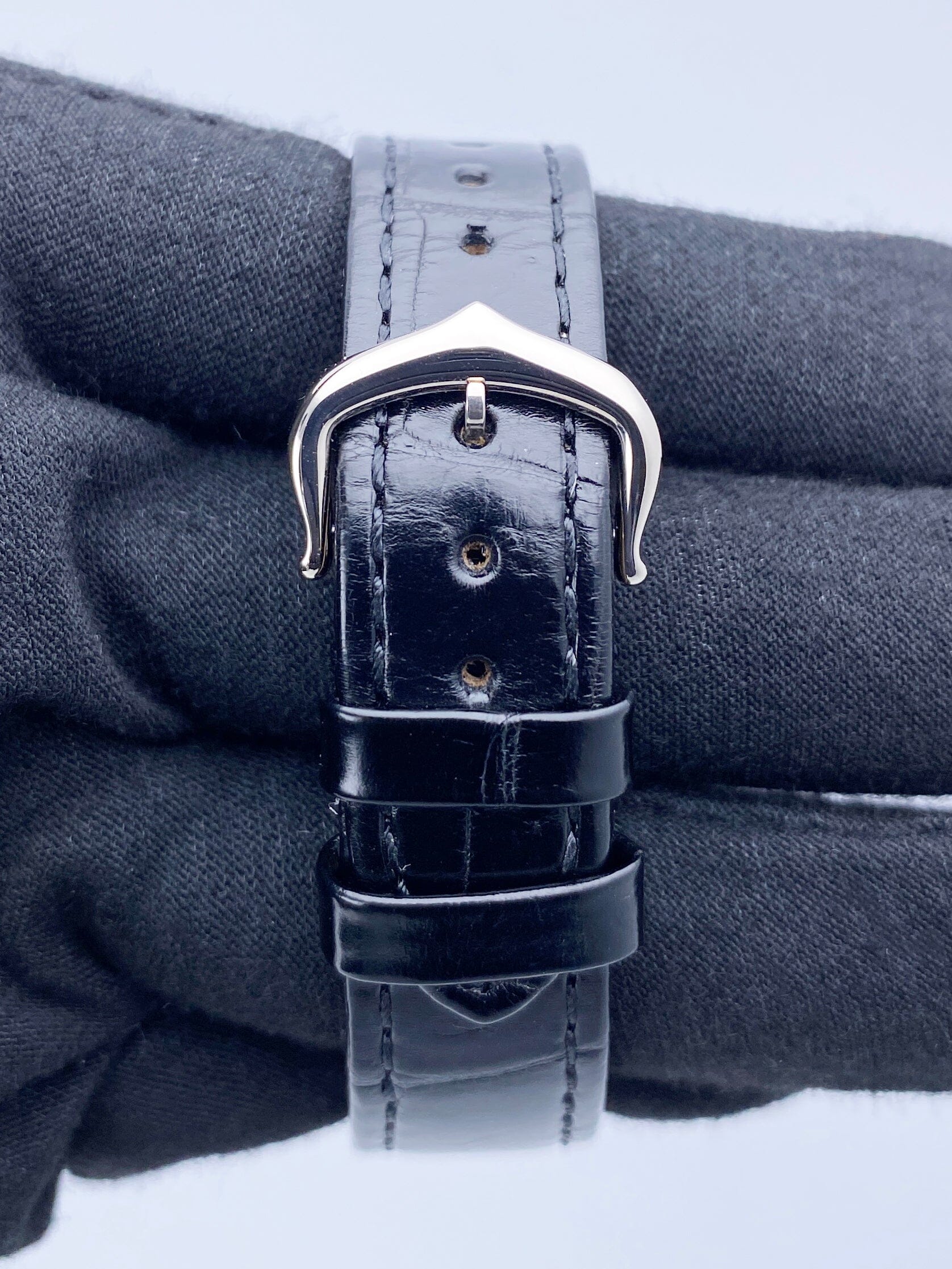 Cartier Tank Louis W1541056 18K White Gold Ladies Watch