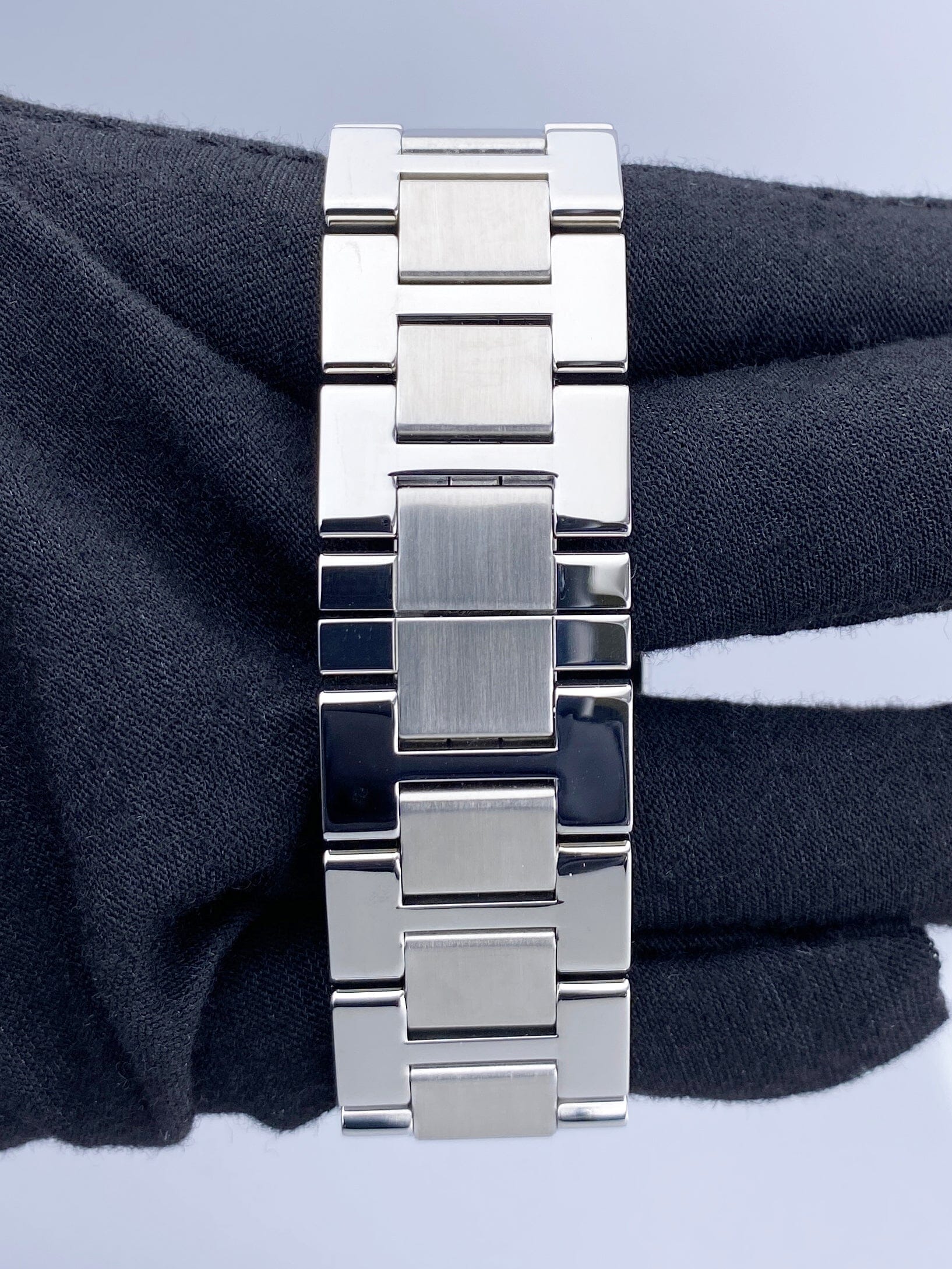 Cartier Tank Solo Large W5200014 Silver Dial Mens Watch - Watches