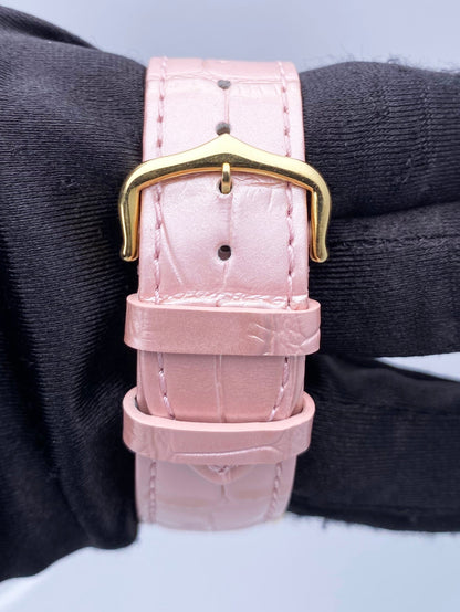 Cartier Tank Solo W1018855 Large Size 18K Yellow Gold Ladies Watch - Watches