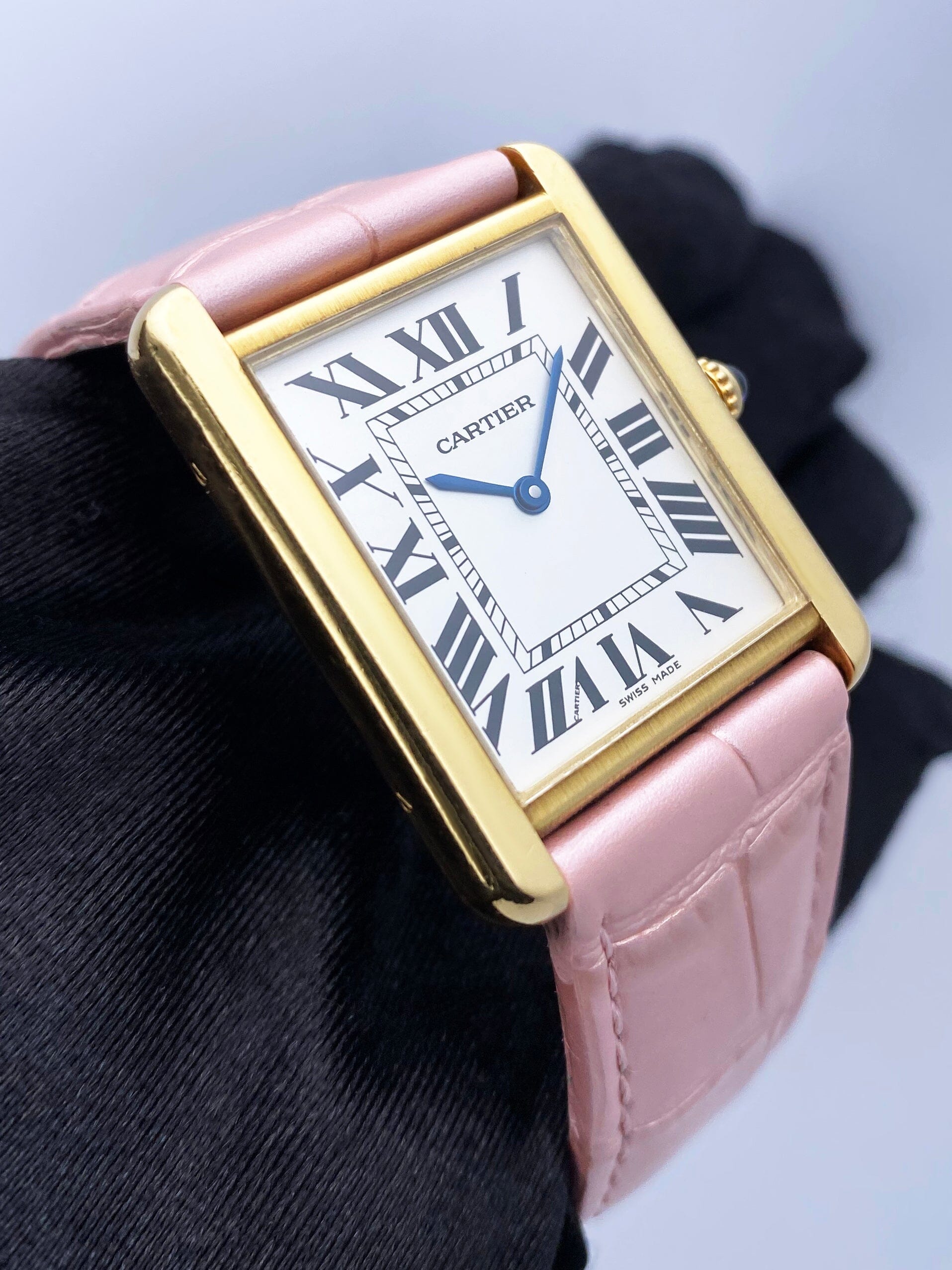 Cartier Tank Solo W1018855 Large Size 18K Yellow Gold – Phigora