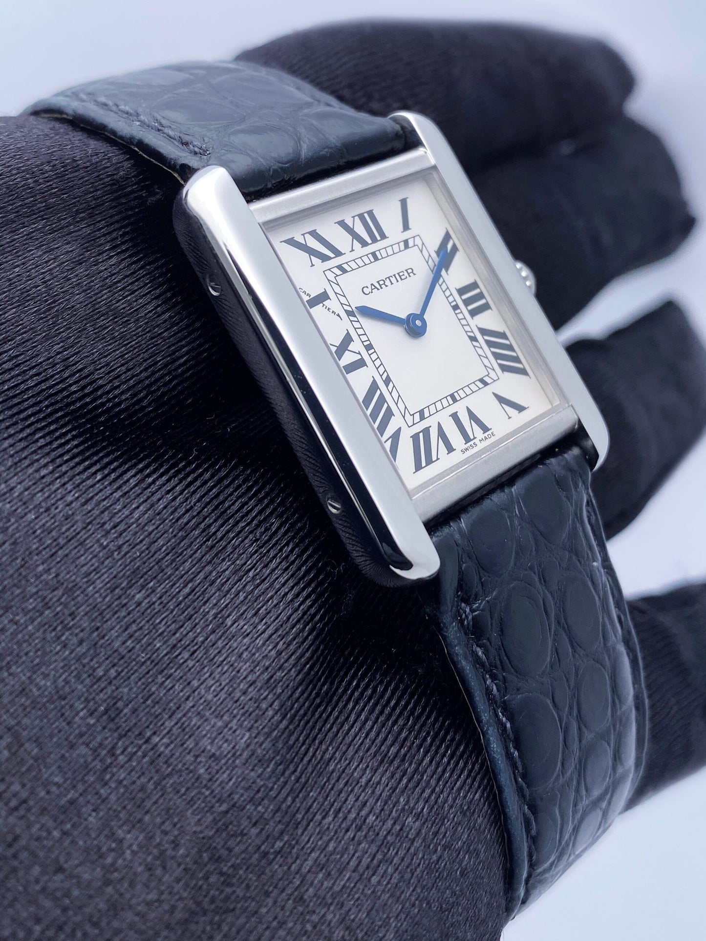Cartier Tank Solo W5200005 Silver Dial Ladies Watch Box Papers - Watches
