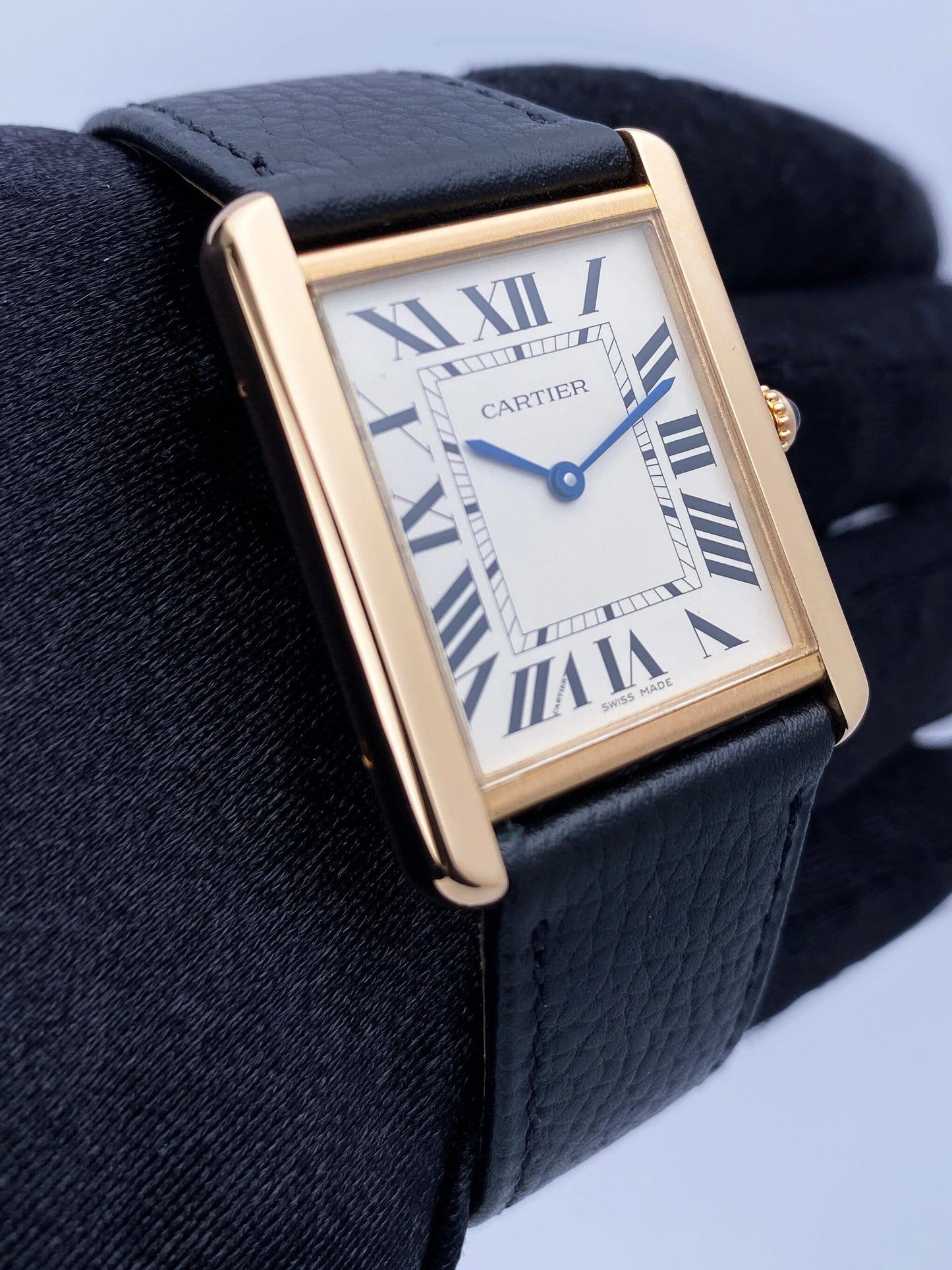 Cartier Tank Solo W5200025 18K Rose Gold Watch Box Papers - Wristwatch
