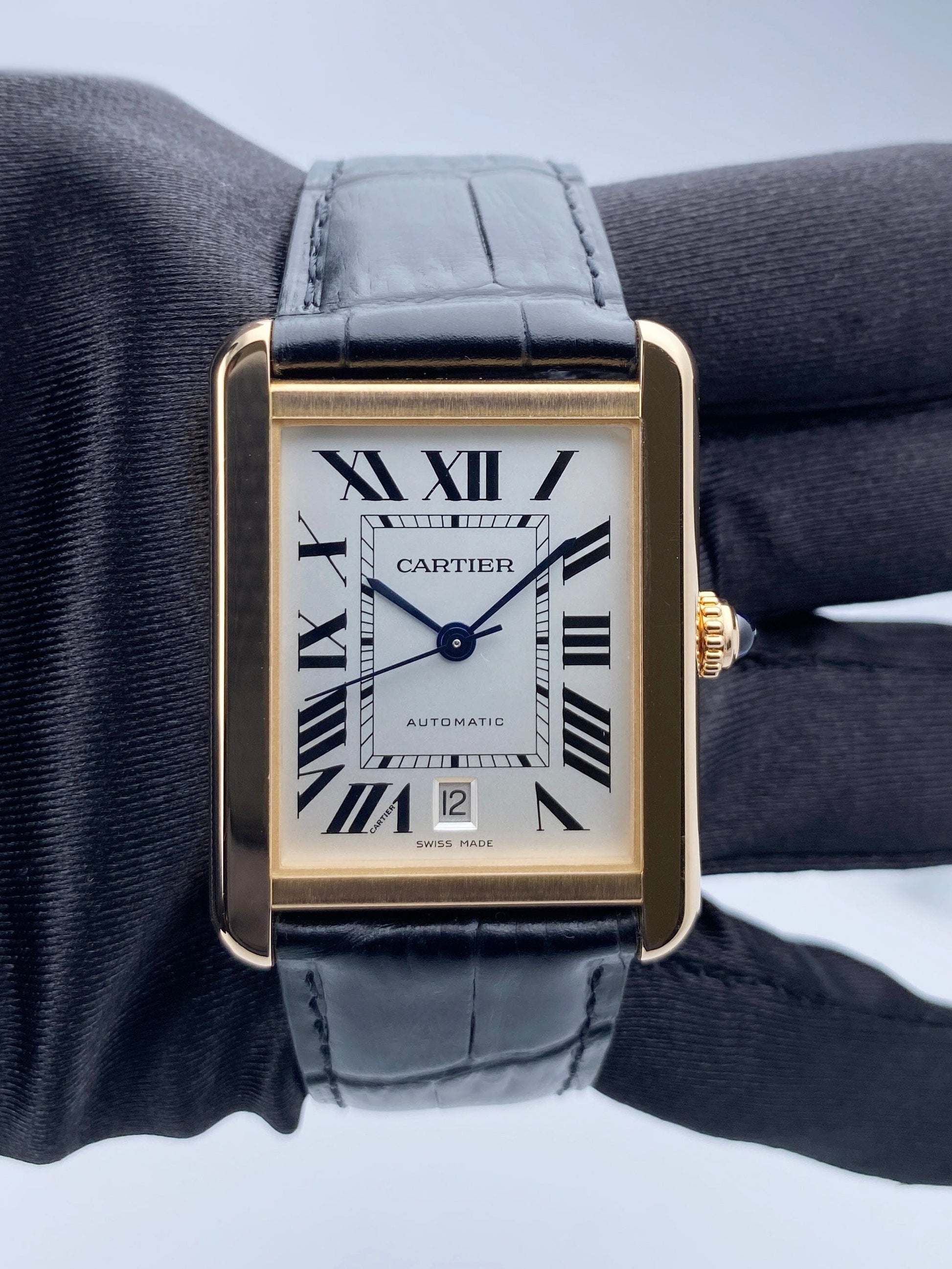 Cartier Tank Solo XL W5200026 18K Rose Gold Mens Watch - Watches
