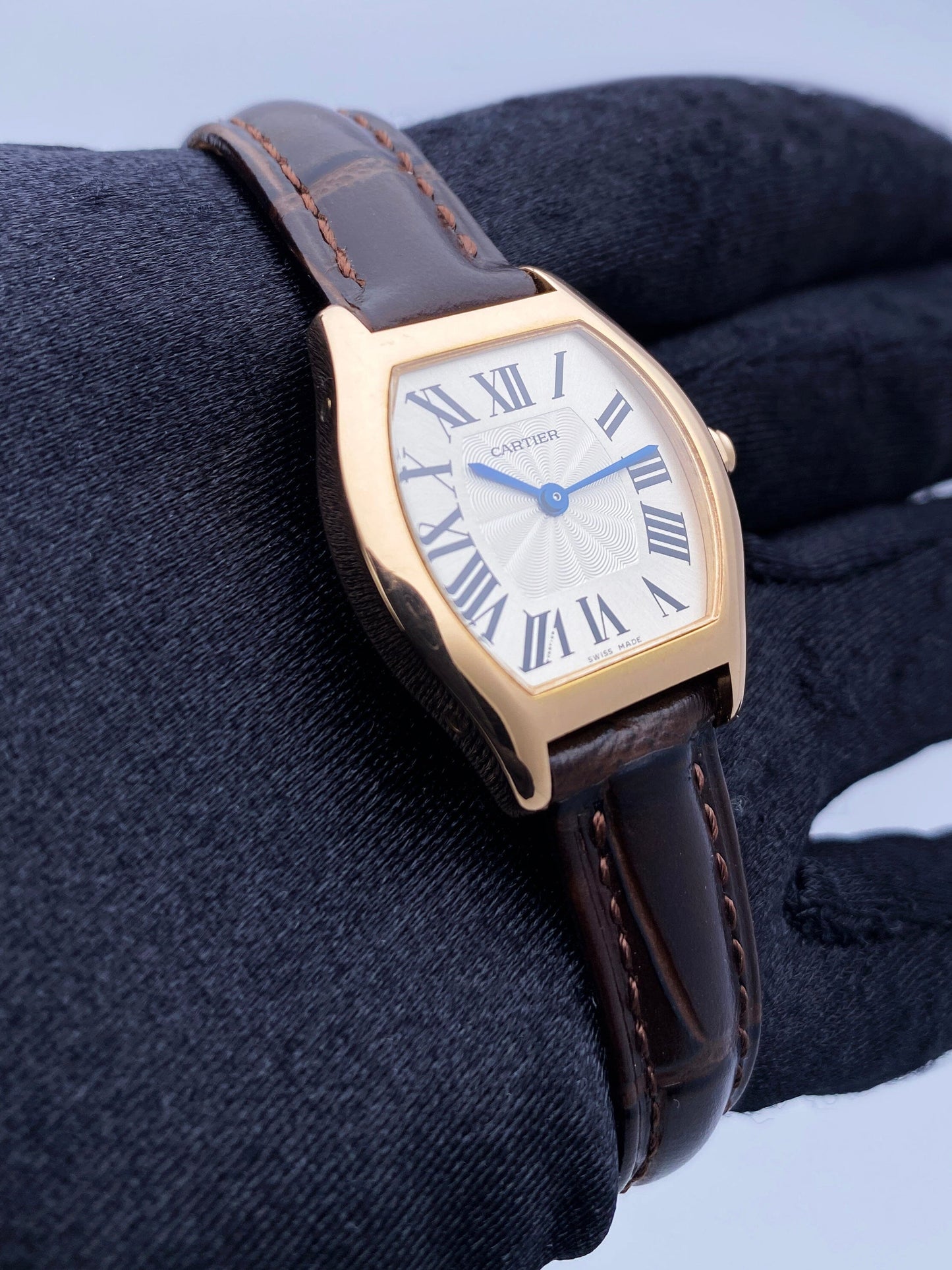 Cartier Tortue W1556360 18K Rose Gold Ladies Watch - Wristwatch