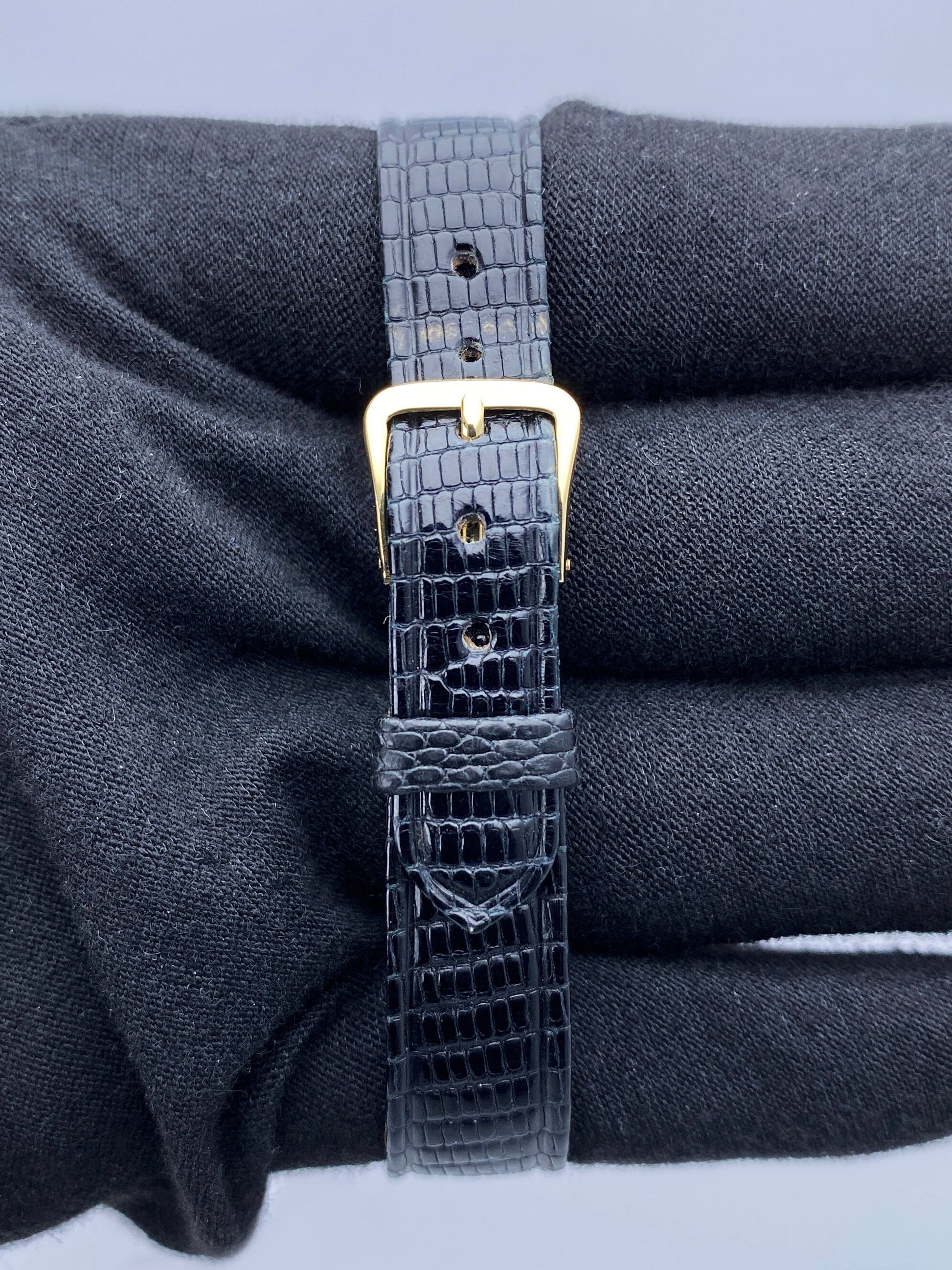 Cartier Vintage Black Dial 18K Yellow Gold Ladies Watch